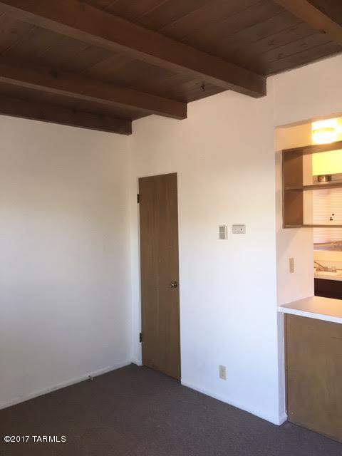 1010 N Jones Boulevard