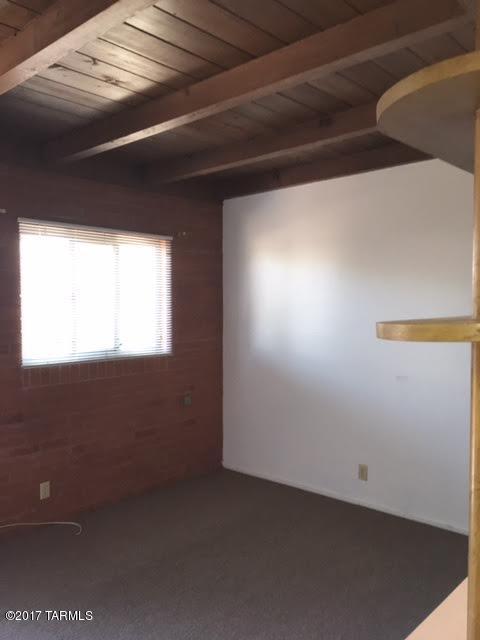 1010 N Jones Boulevard