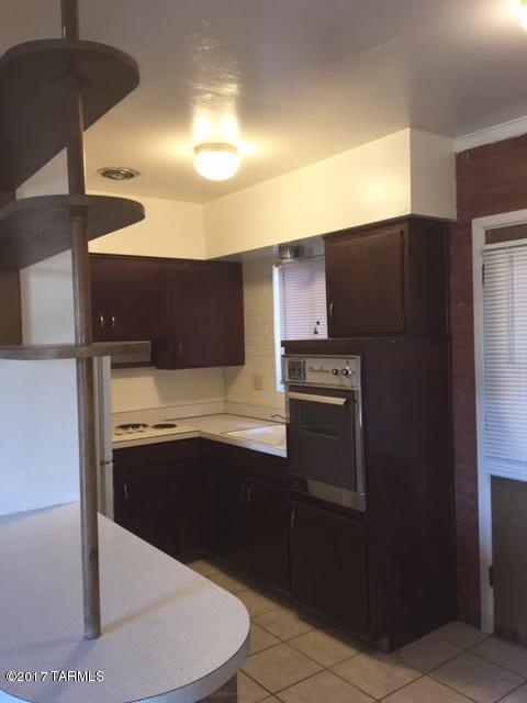 1010 N Jones Boulevard