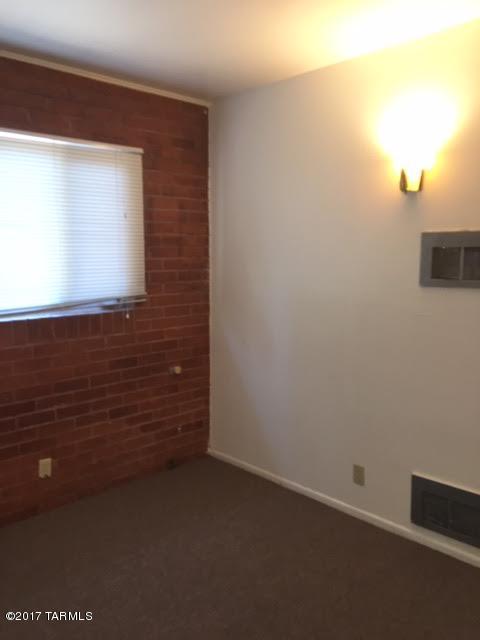 1010 N Jones Boulevard