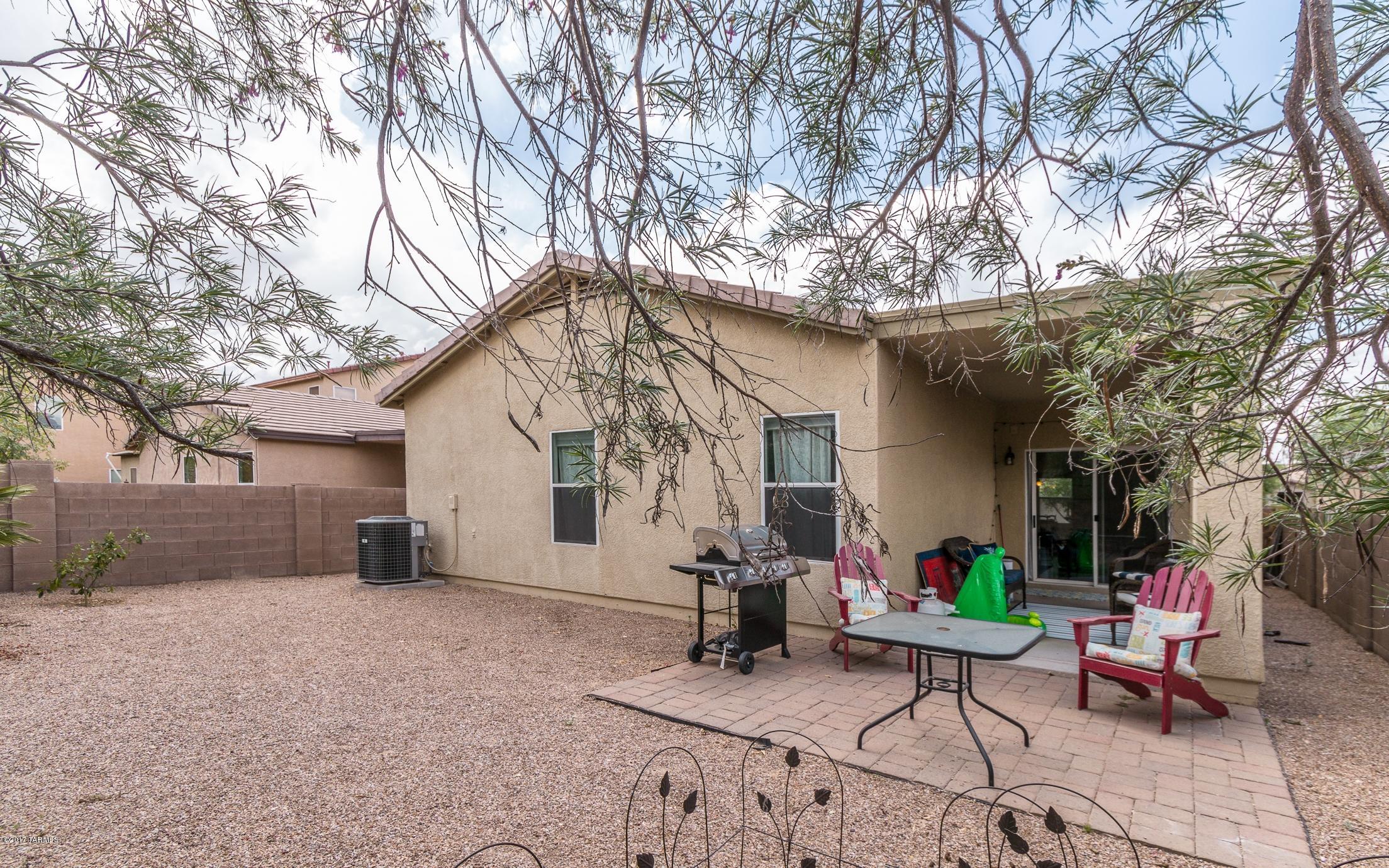 3548 N Lilly Pond Place