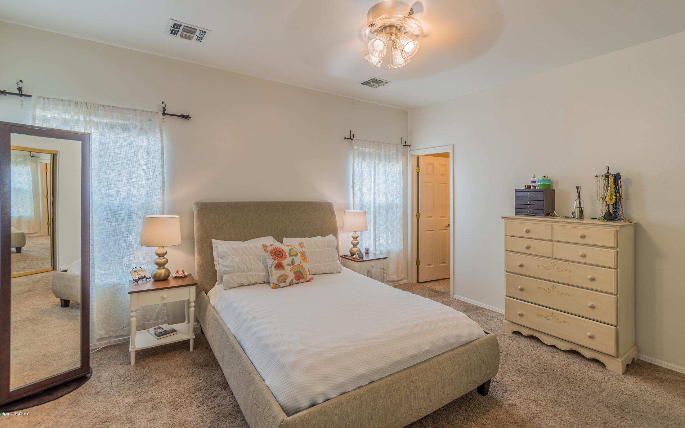 3548 N Lilly Pond Place