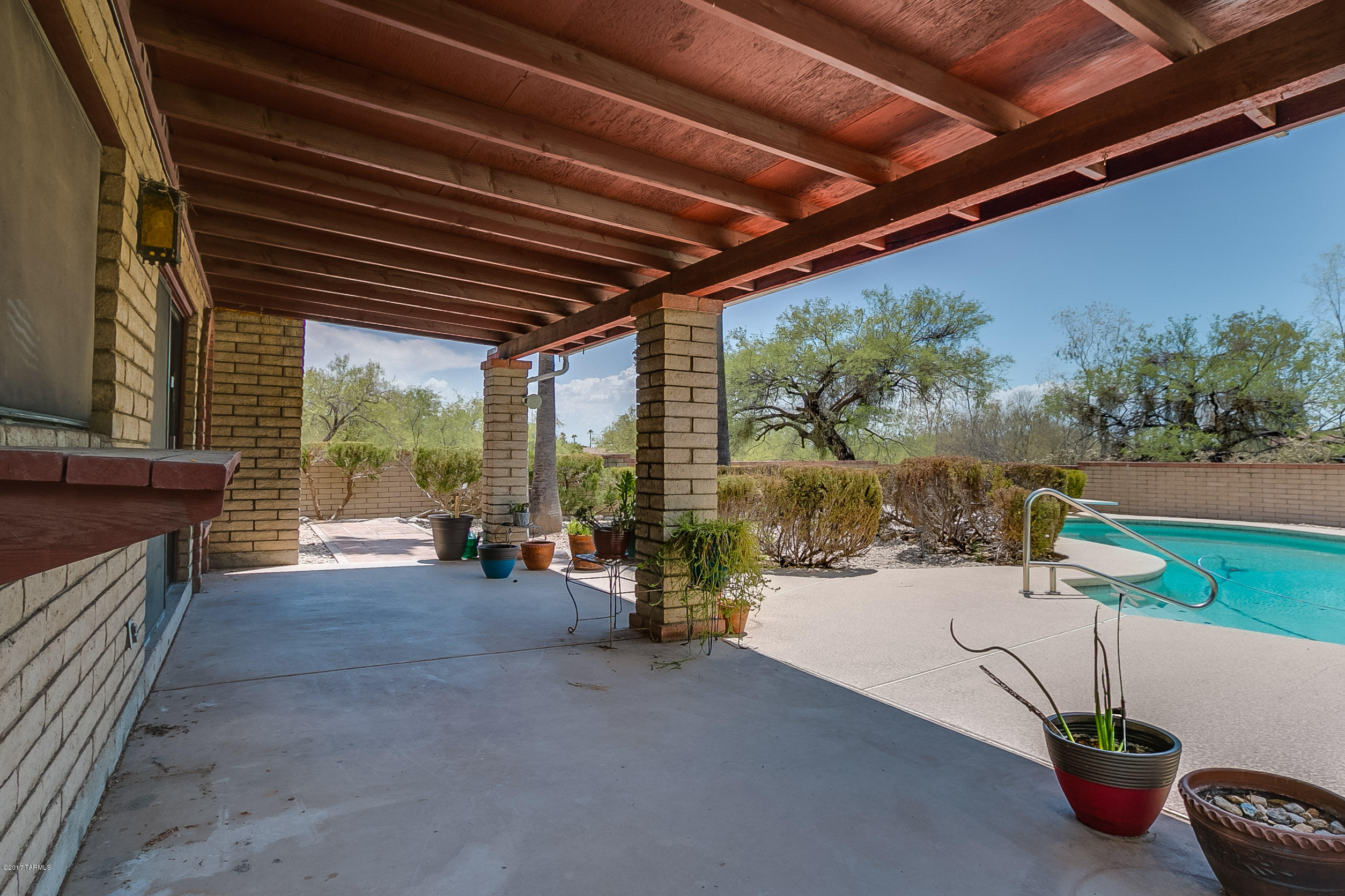 4421 N Banyon Tree Drive