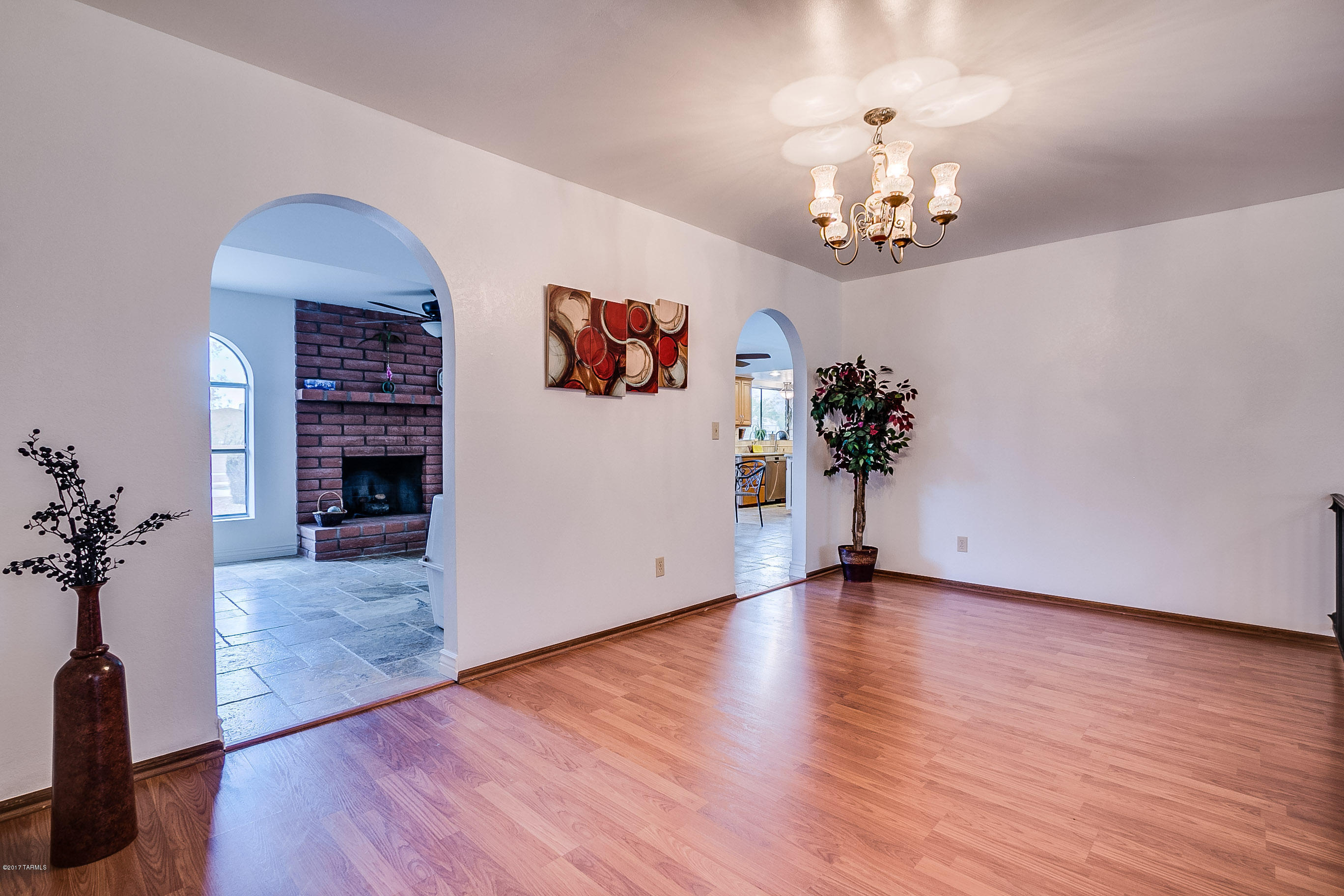 4421 N Banyon Tree Drive