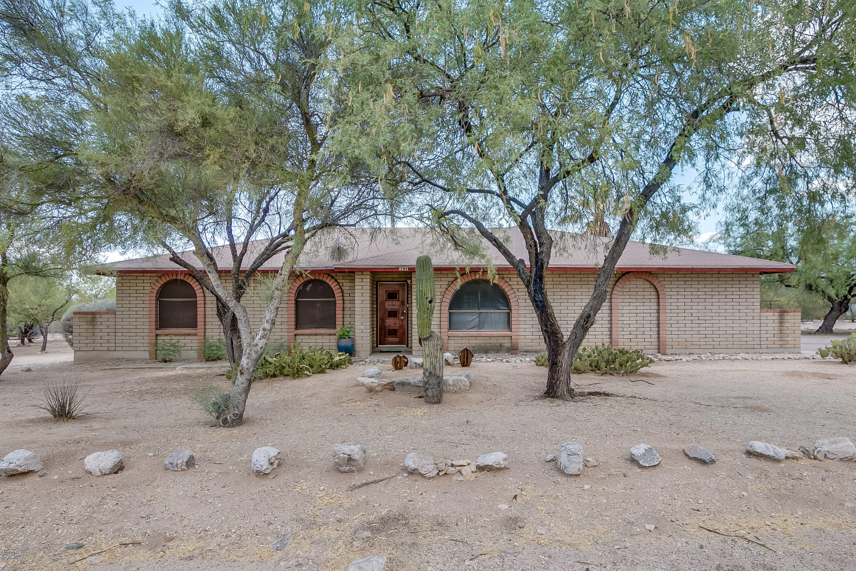 4421 N Banyon Tree Drive