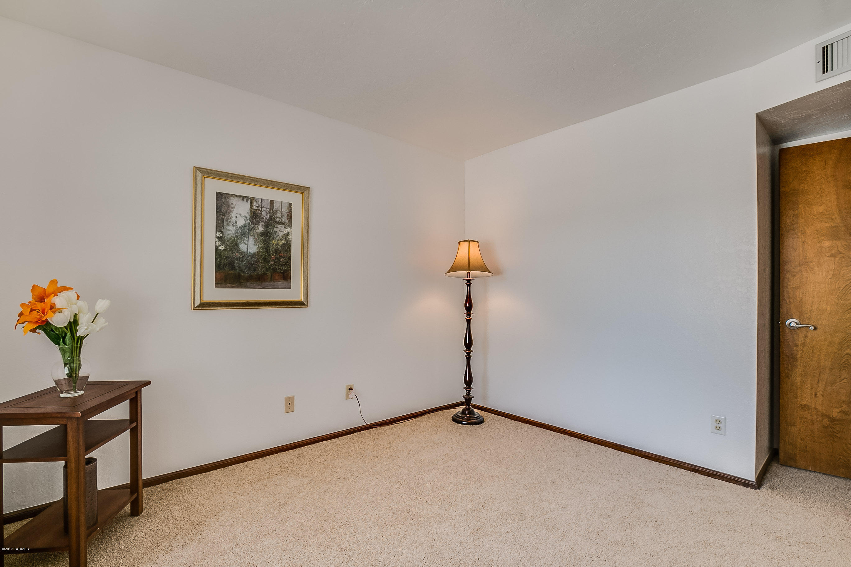 4421 N Banyon Tree Drive