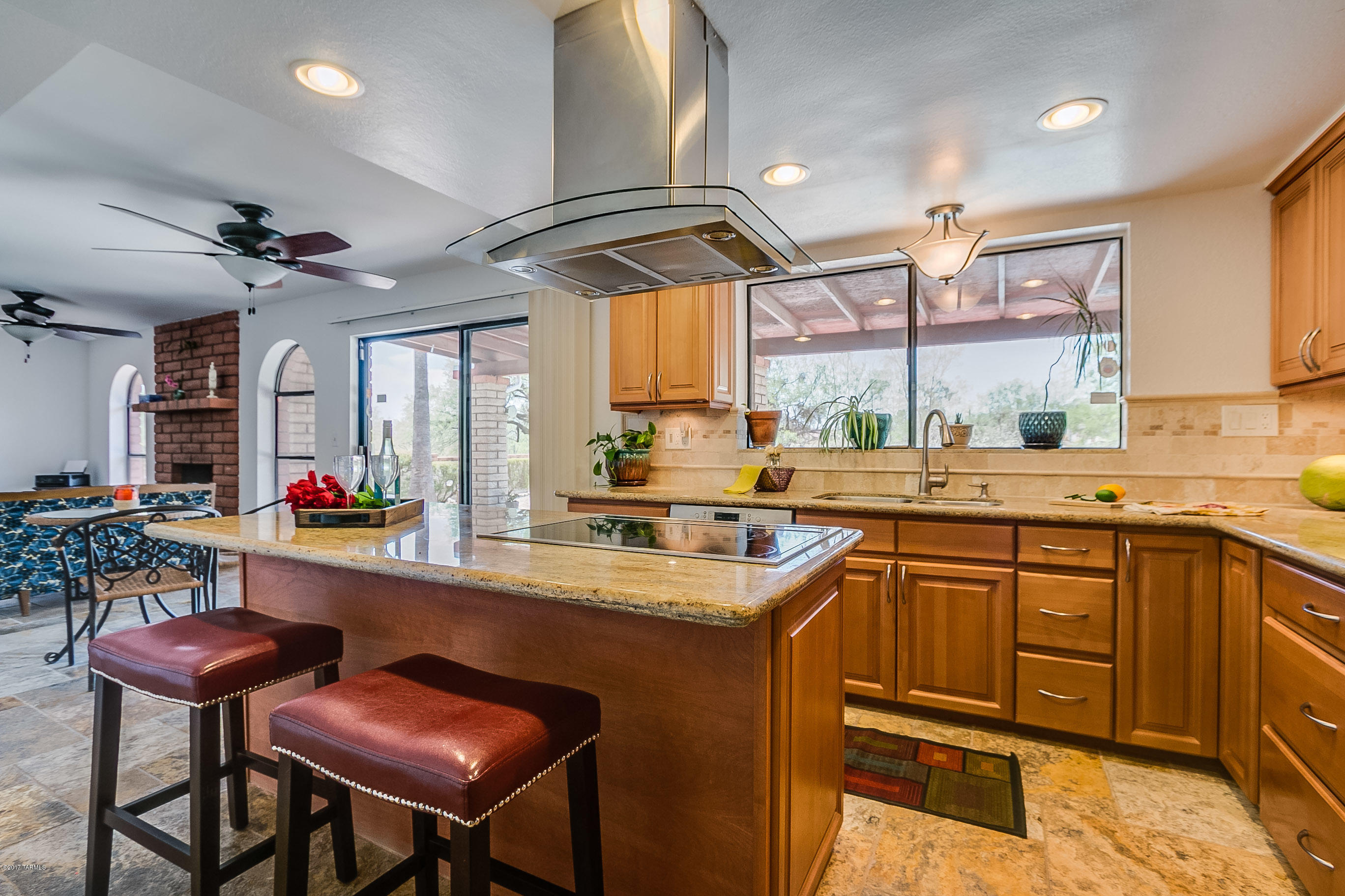 4421 N Banyon Tree Drive