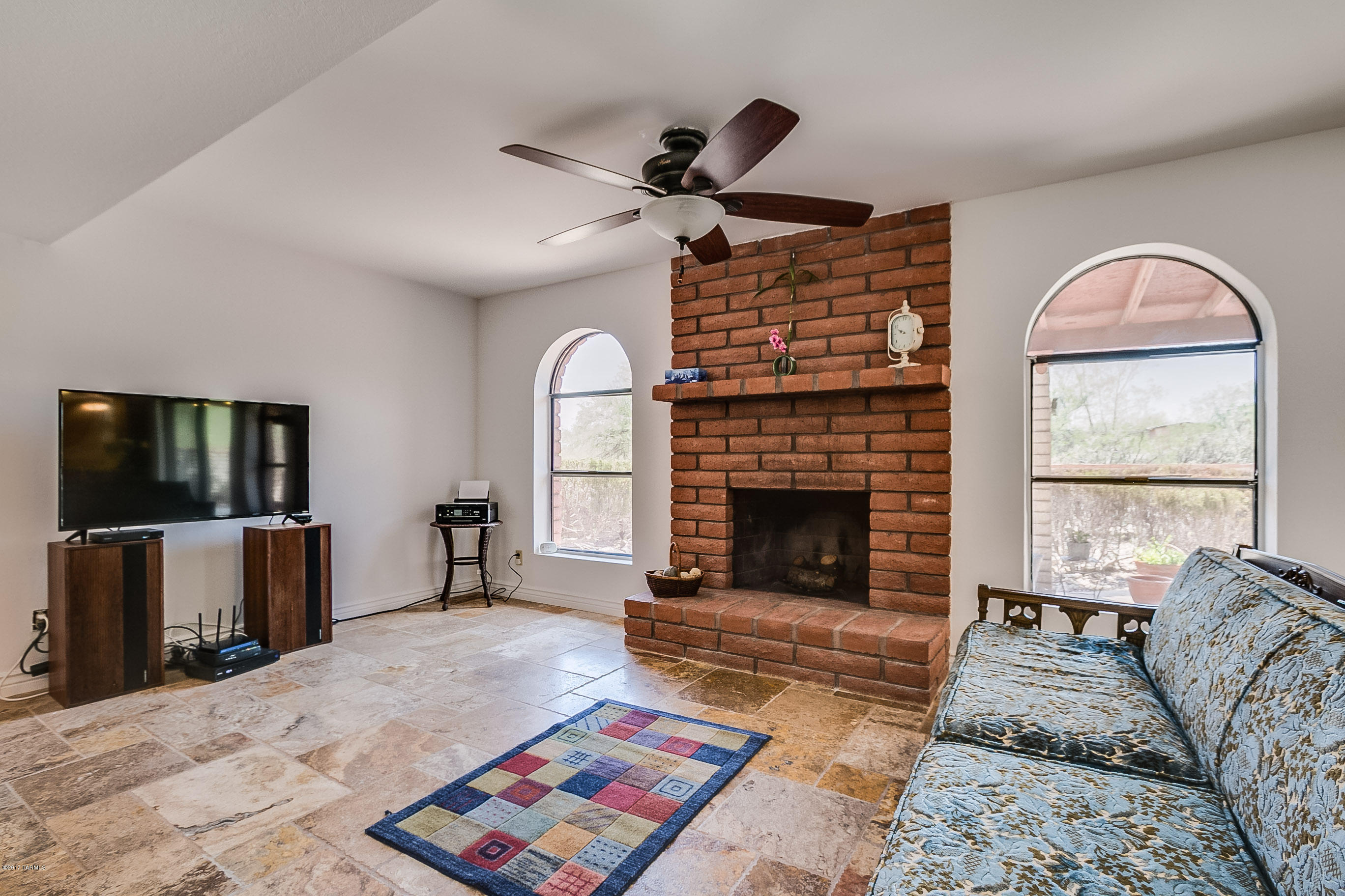 4421 N Banyon Tree Drive
