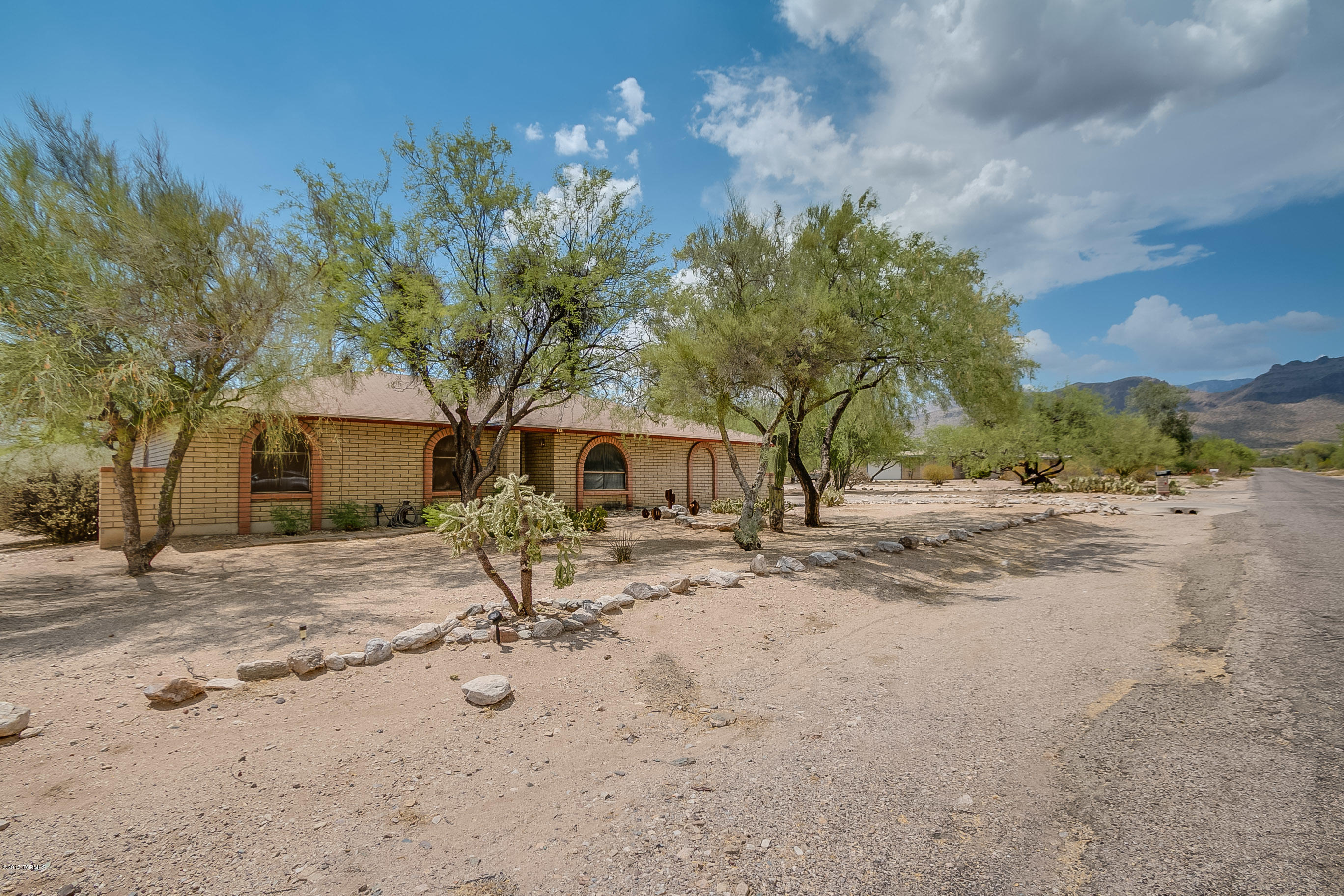 4421 N Banyon Tree Drive