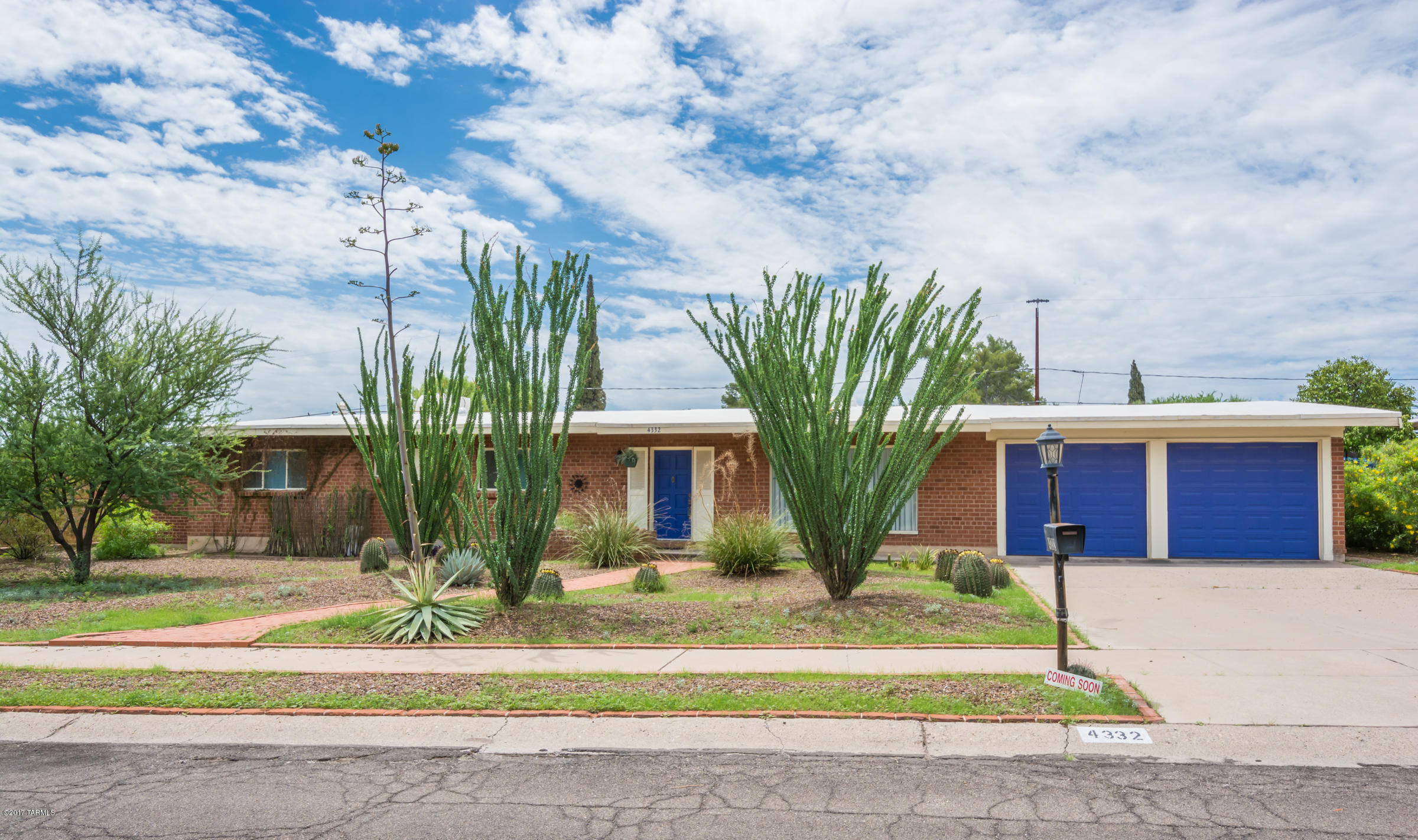 4332 E 6th Street