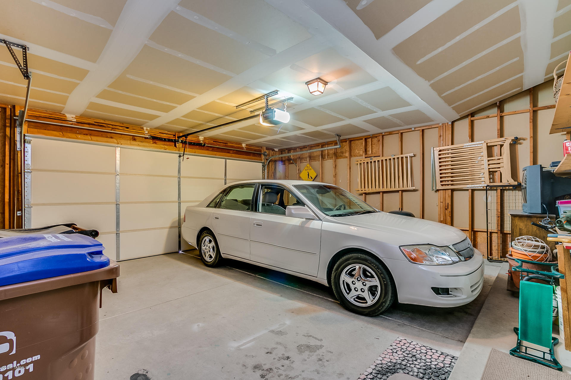 9730 N Camino Del Grillo