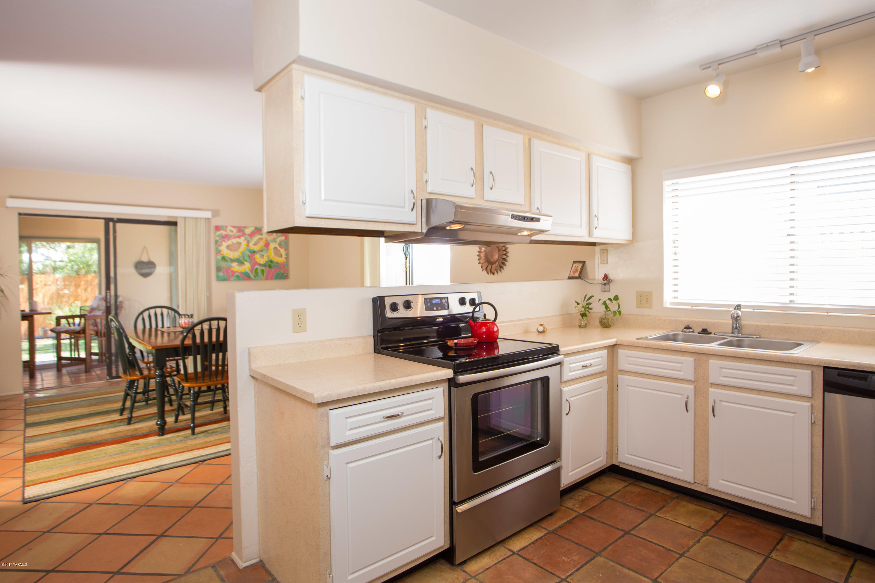 9127 E Calle Diego