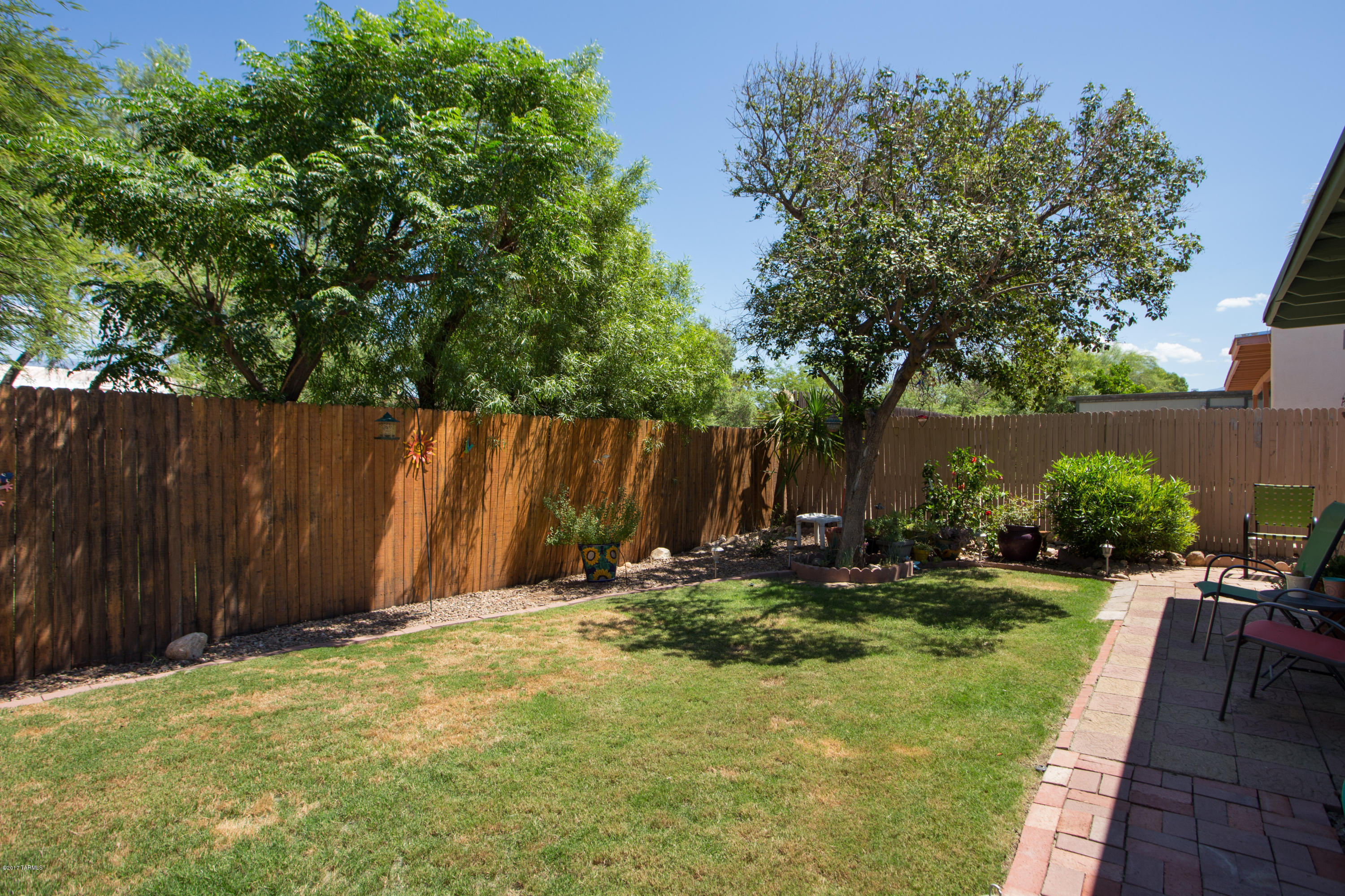 9127 E Calle Diego