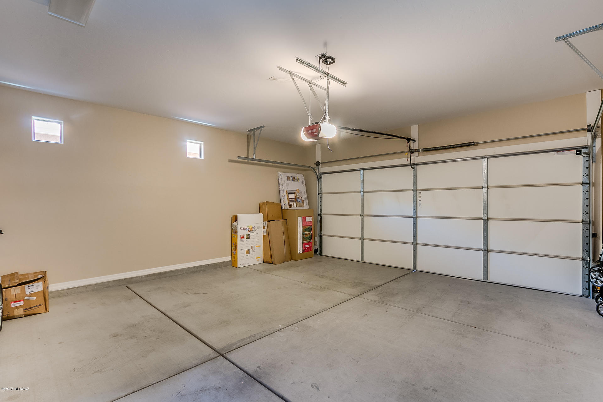 733 W Camino Tunera