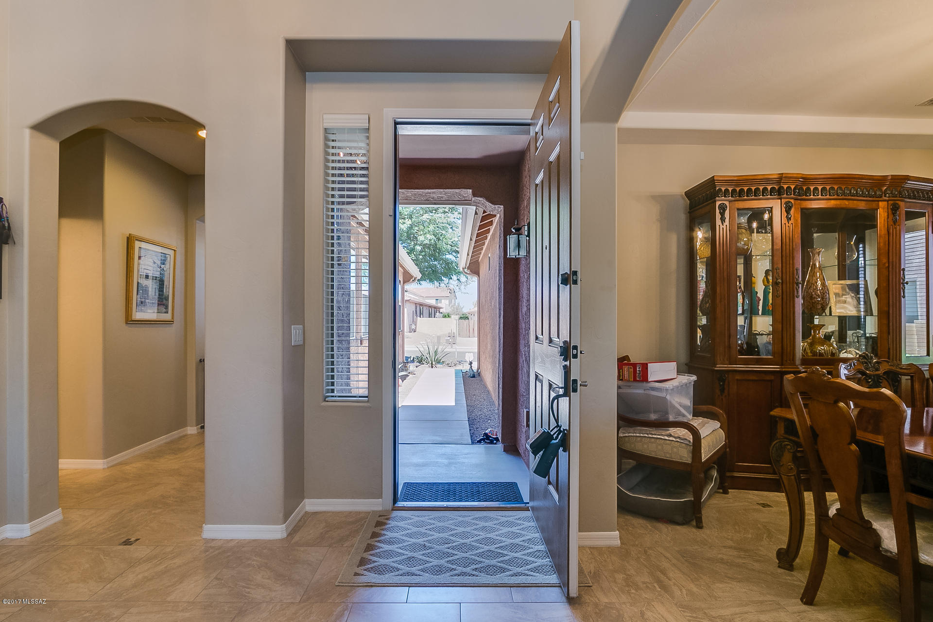 733 W Camino Tunera