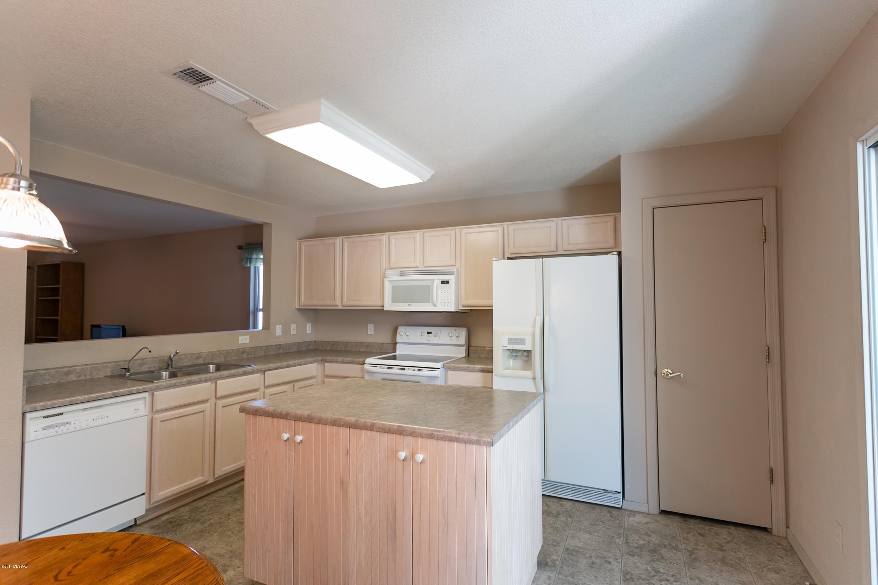6143 S Kaufman Drive