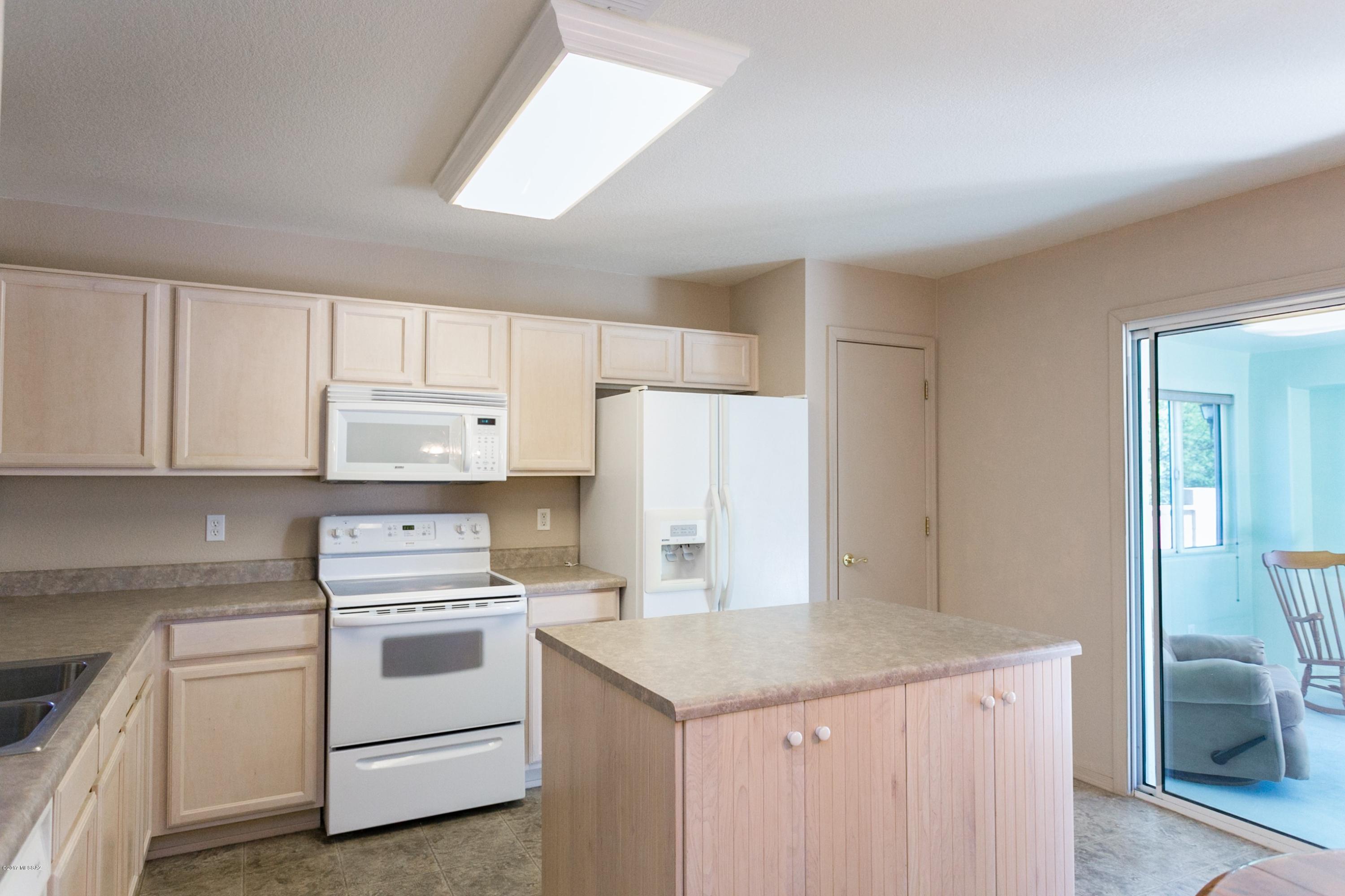 6143 S Kaufman Drive
