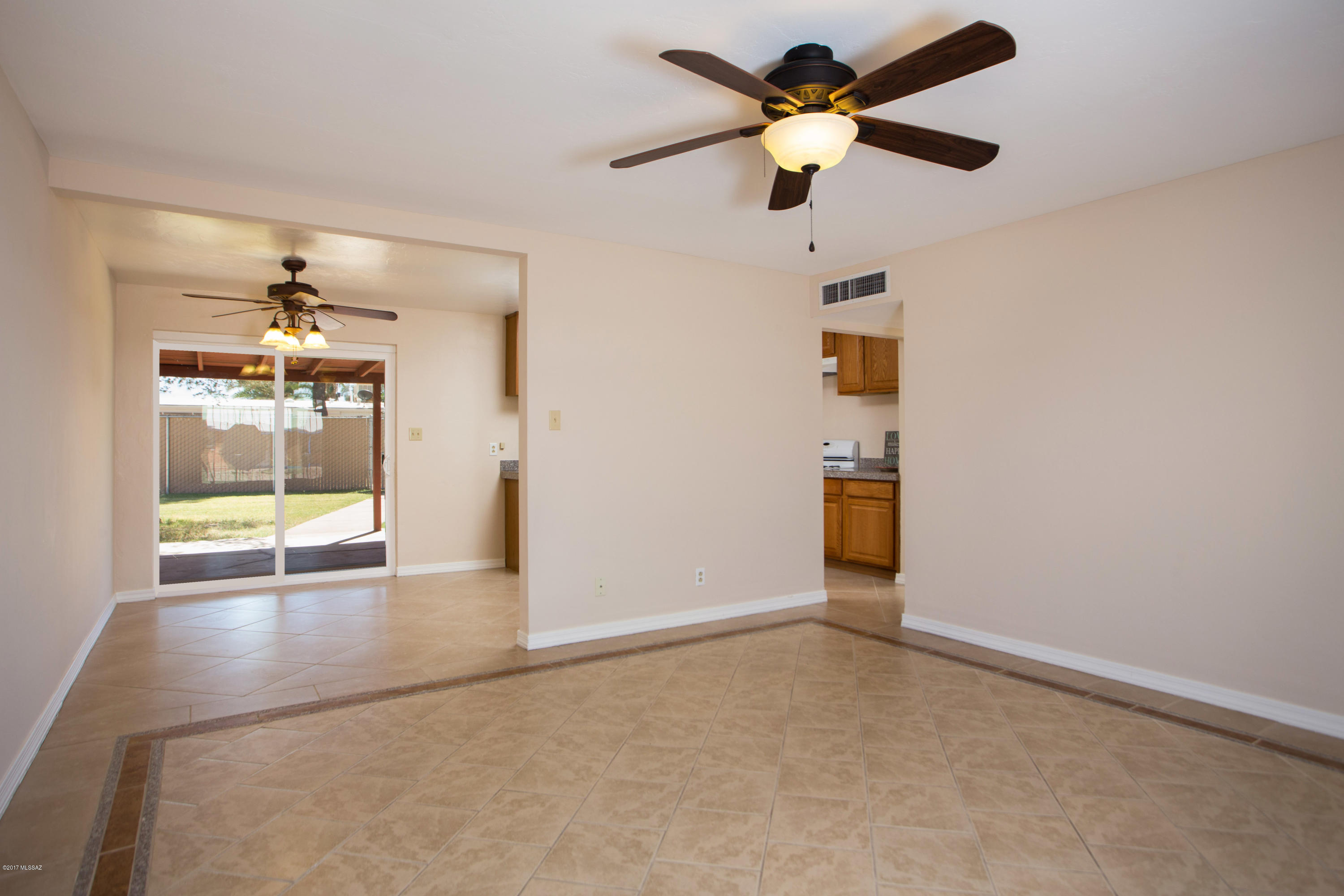 6334 E Calle Dened