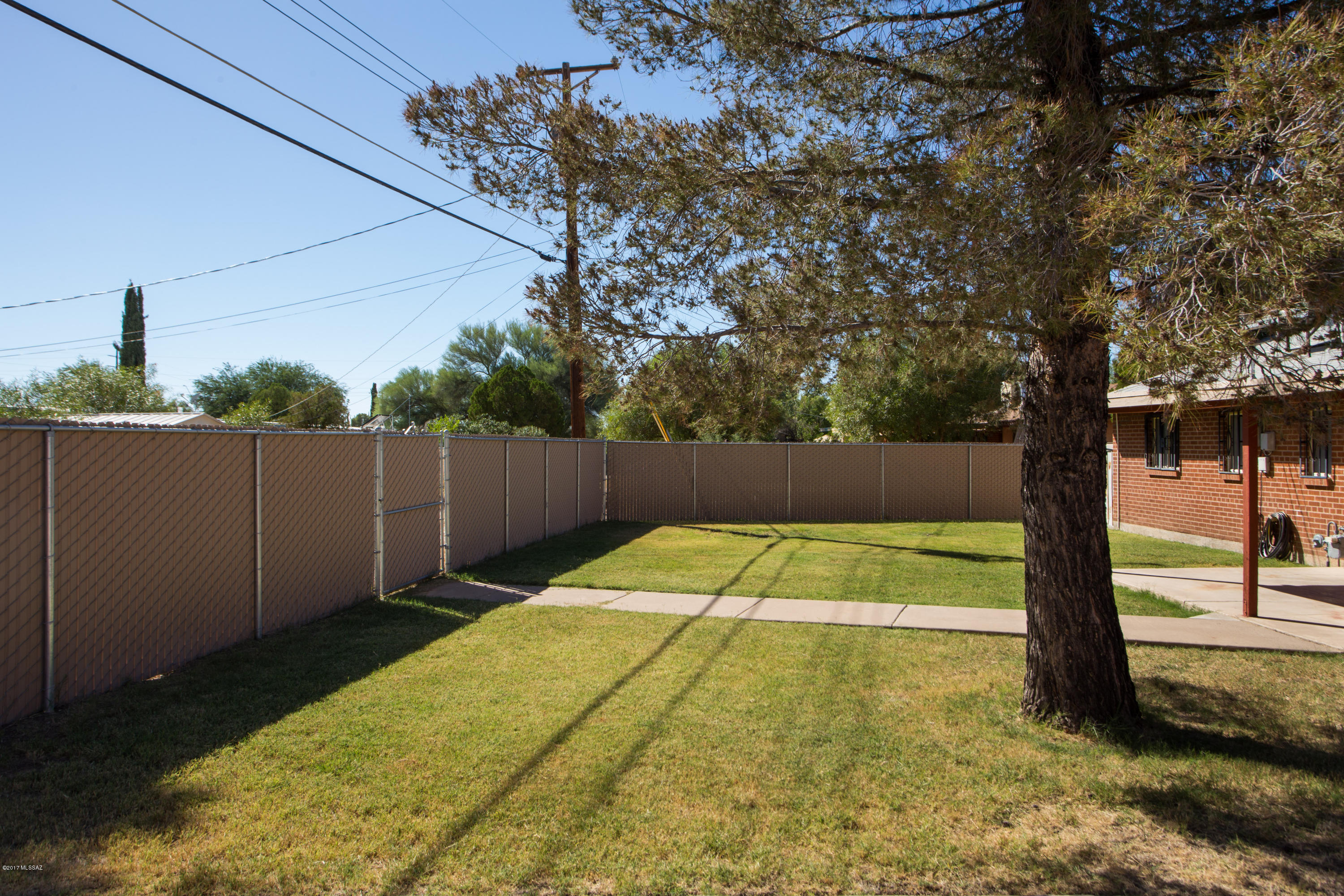 6334 E Calle Dened