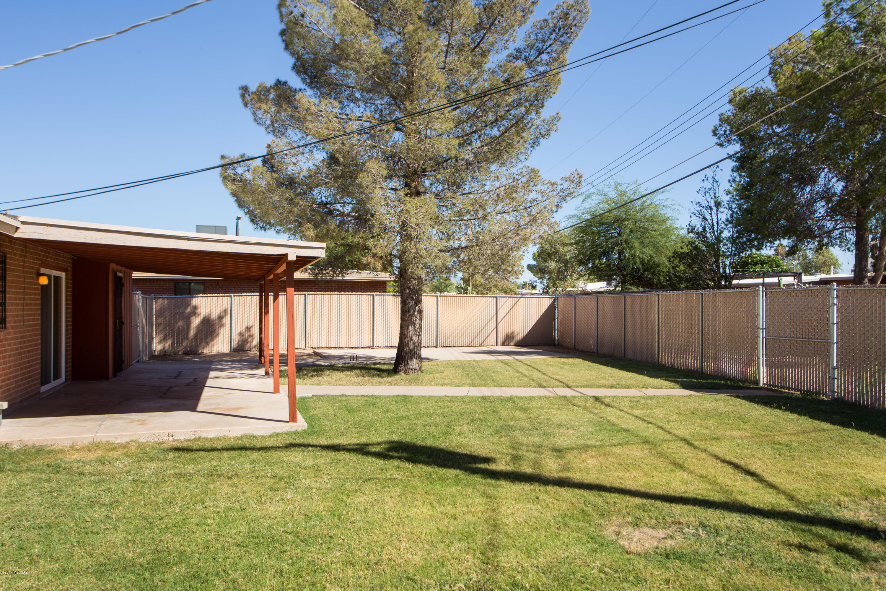 6334 E Calle Dened