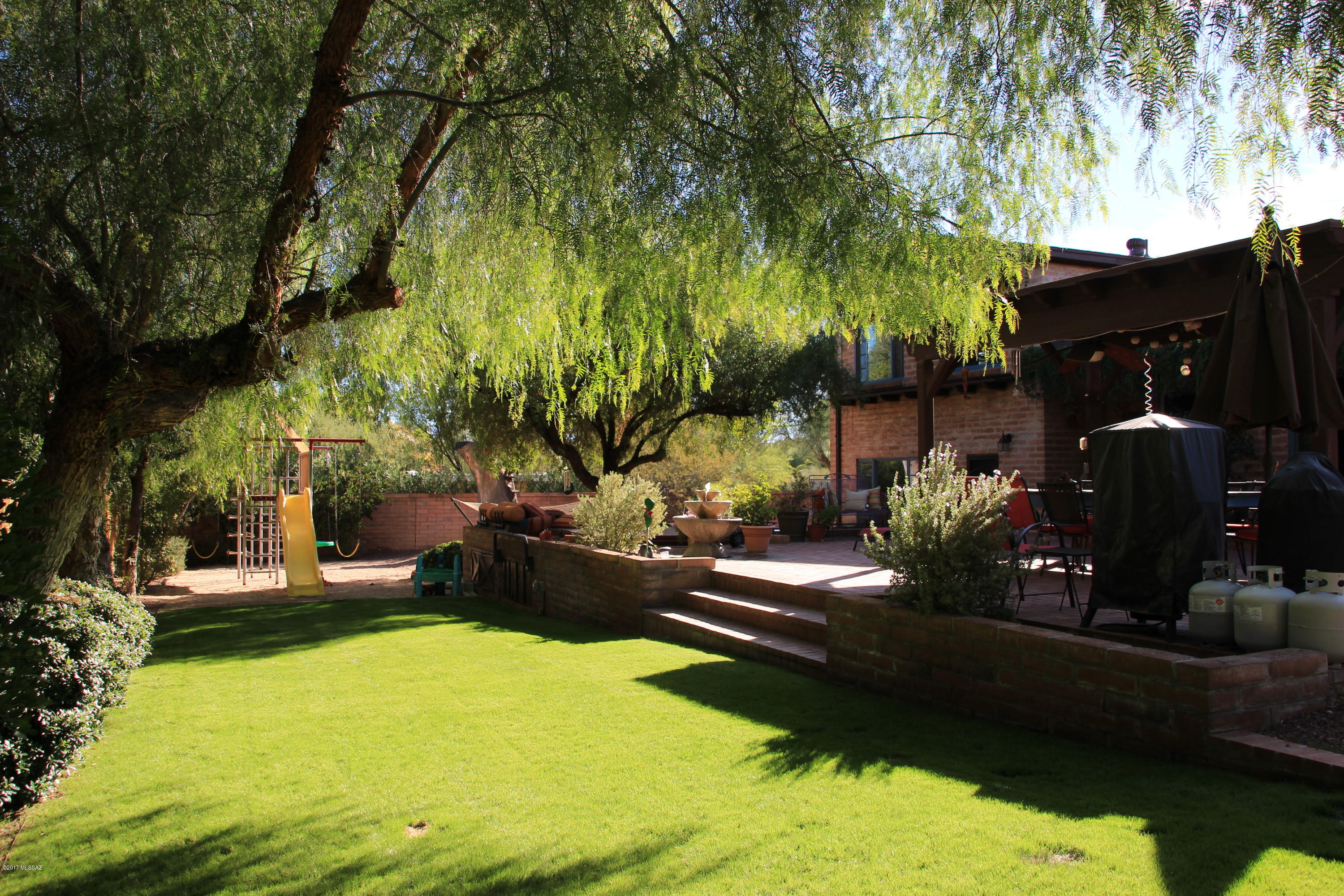 3761 E Calle de Soto