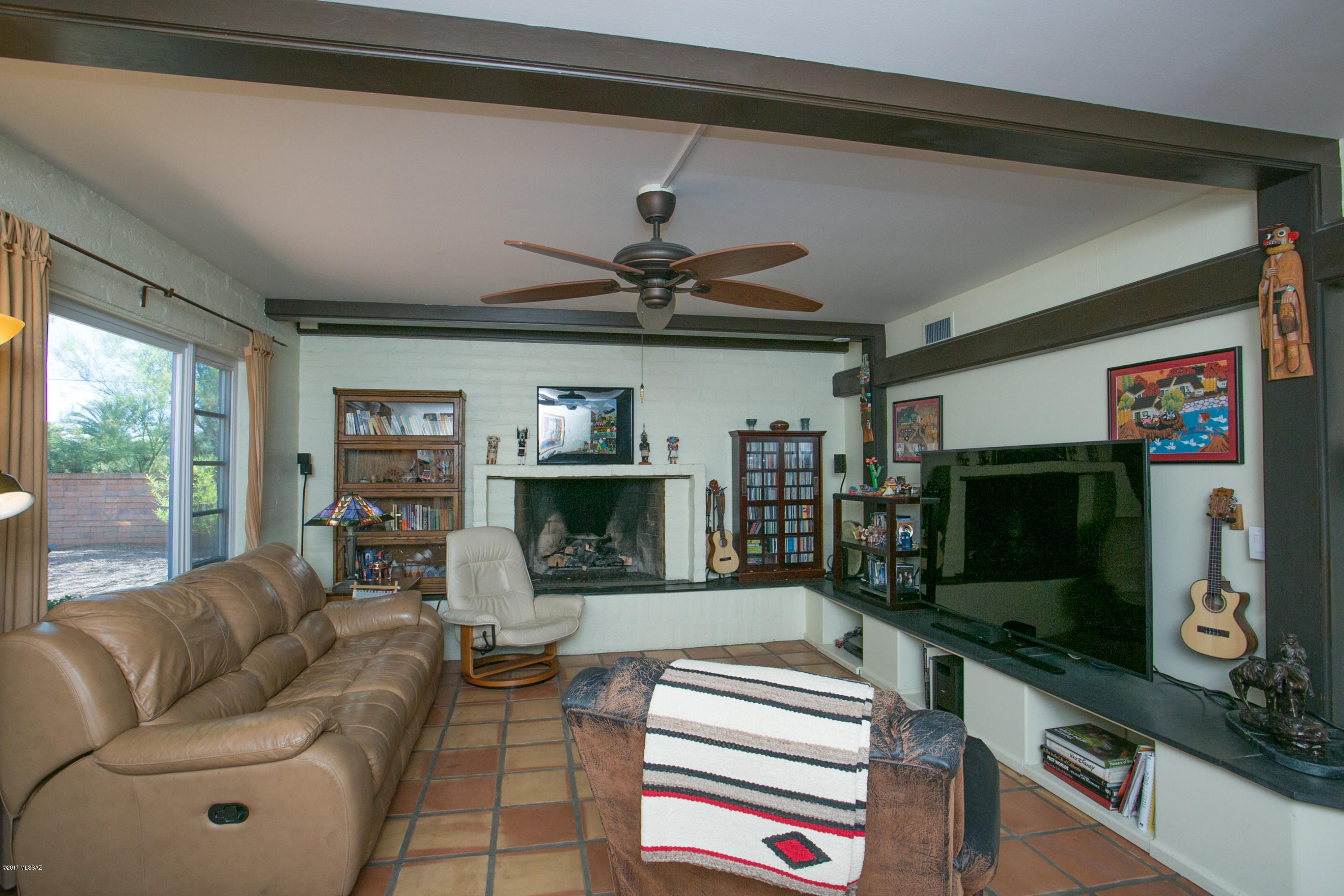 3761 E Calle de Soto