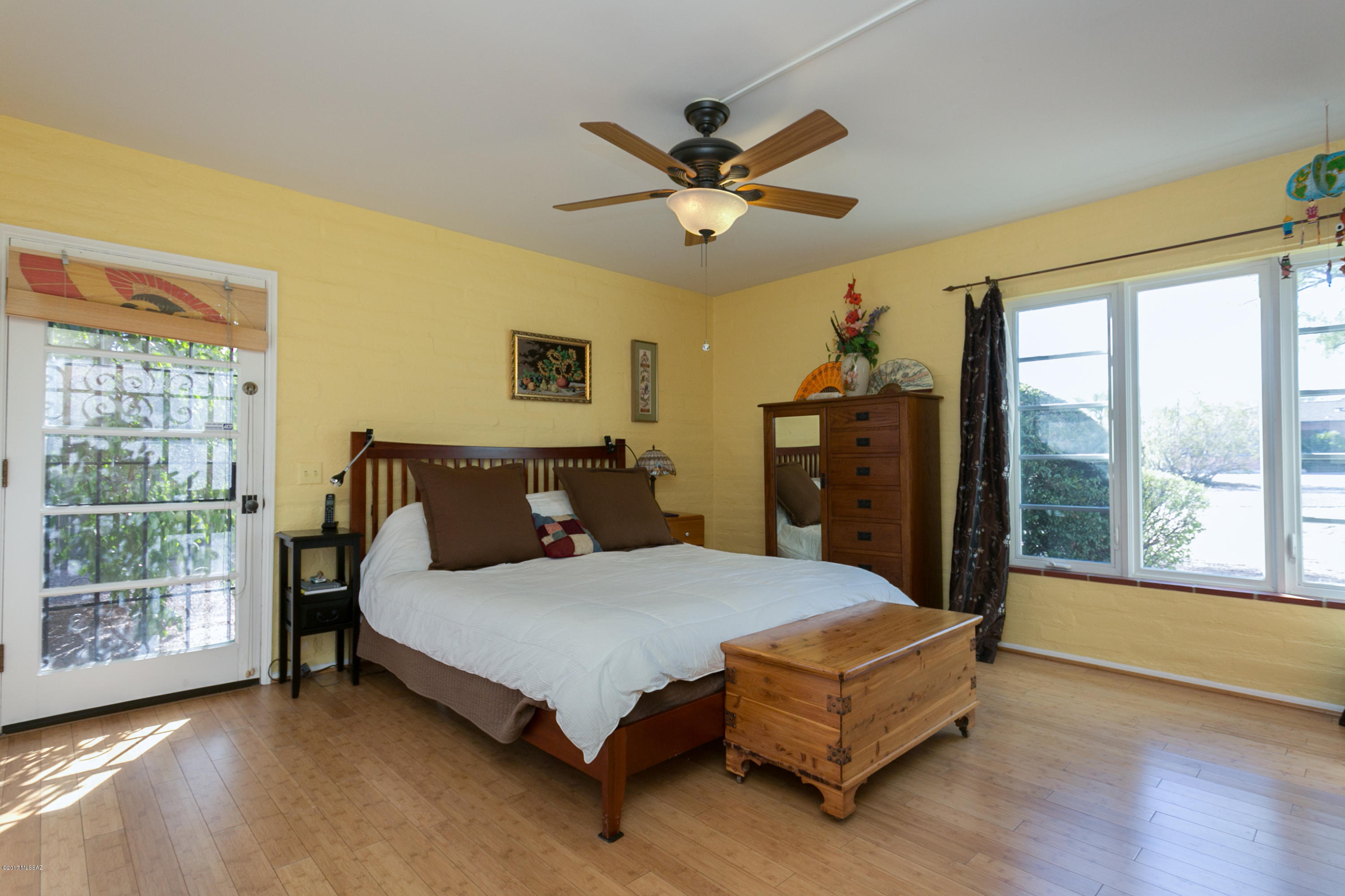 3761 E Calle de Soto