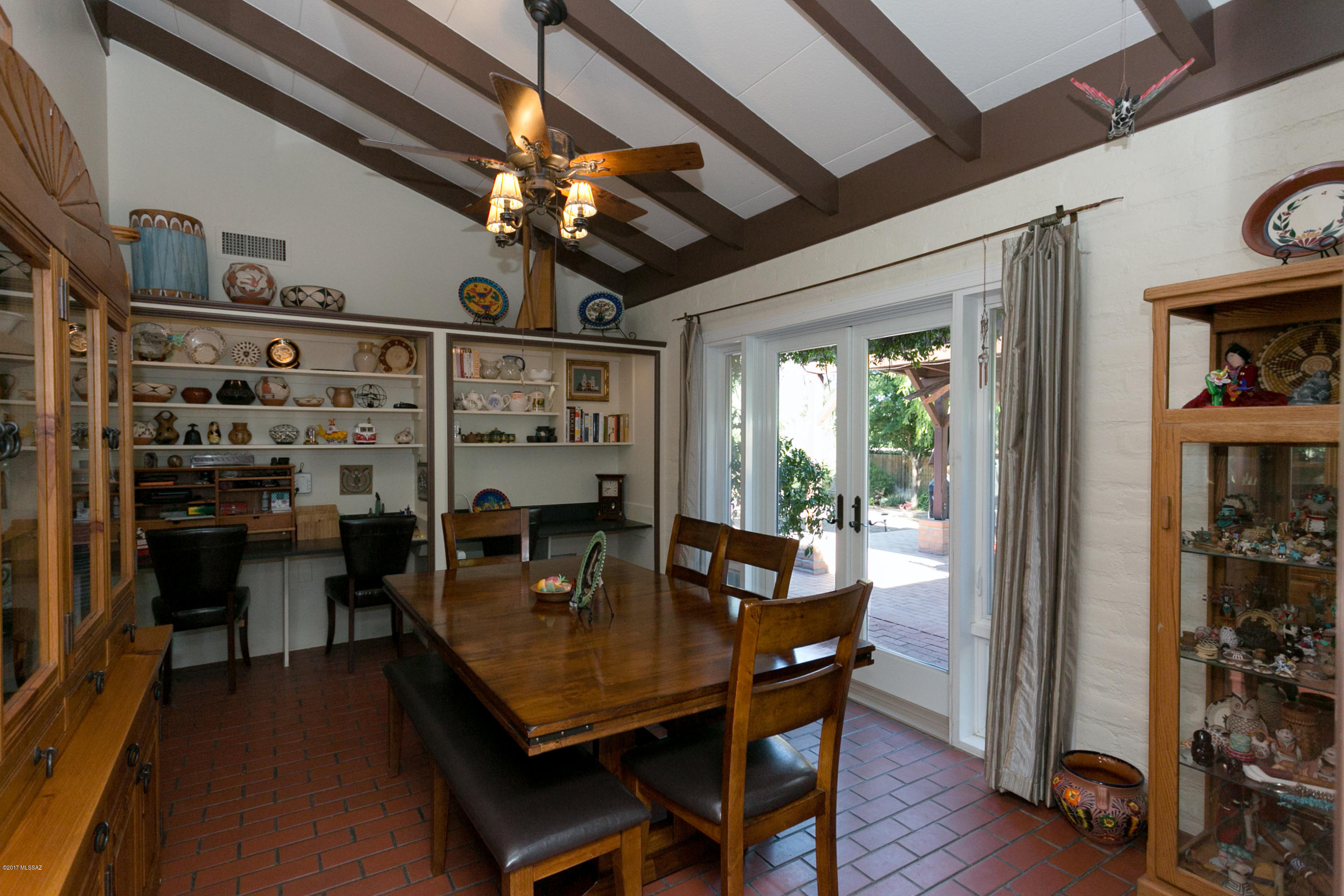 3761 E Calle de Soto