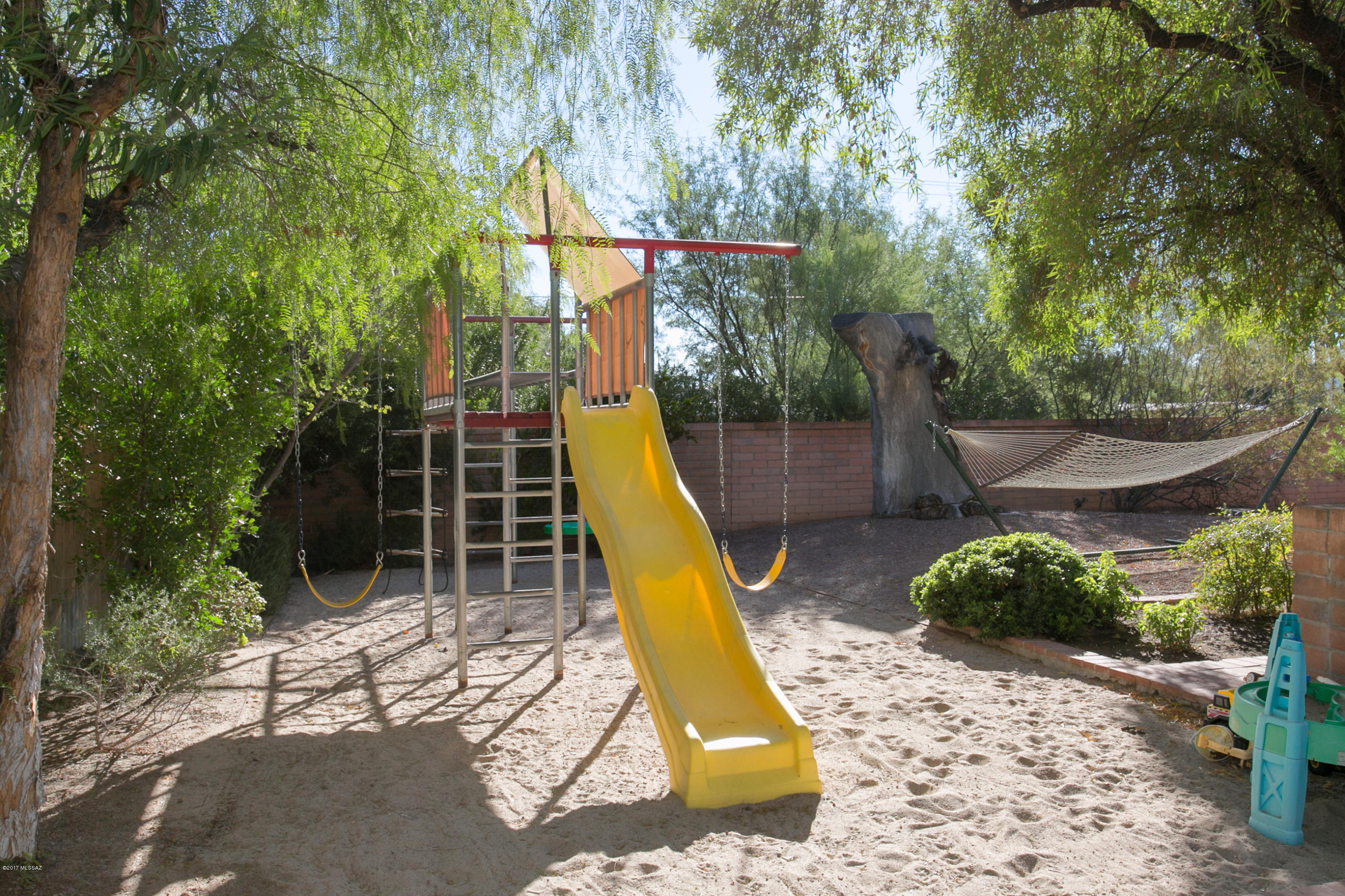 3761 E Calle de Soto