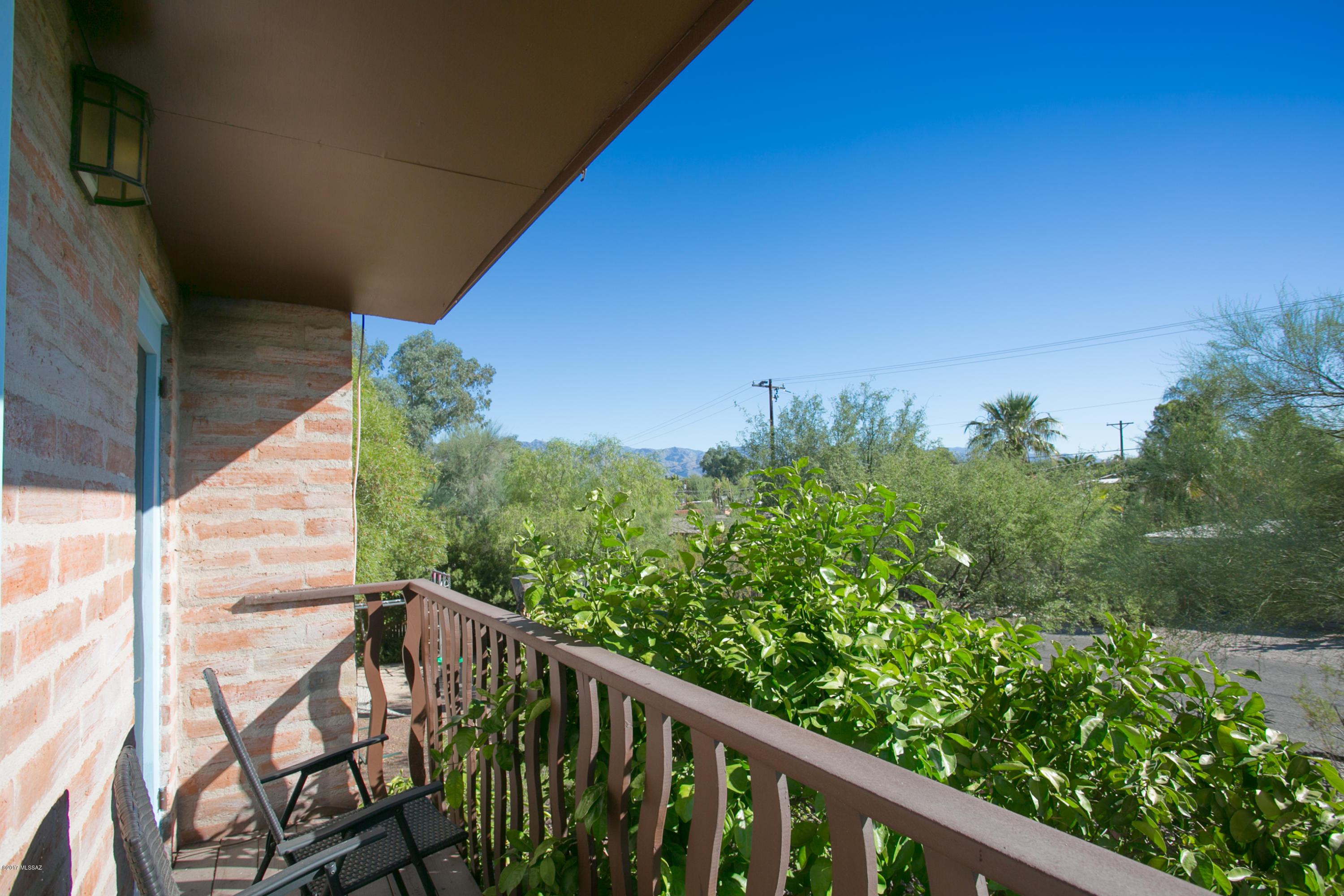 3761 E Calle de Soto