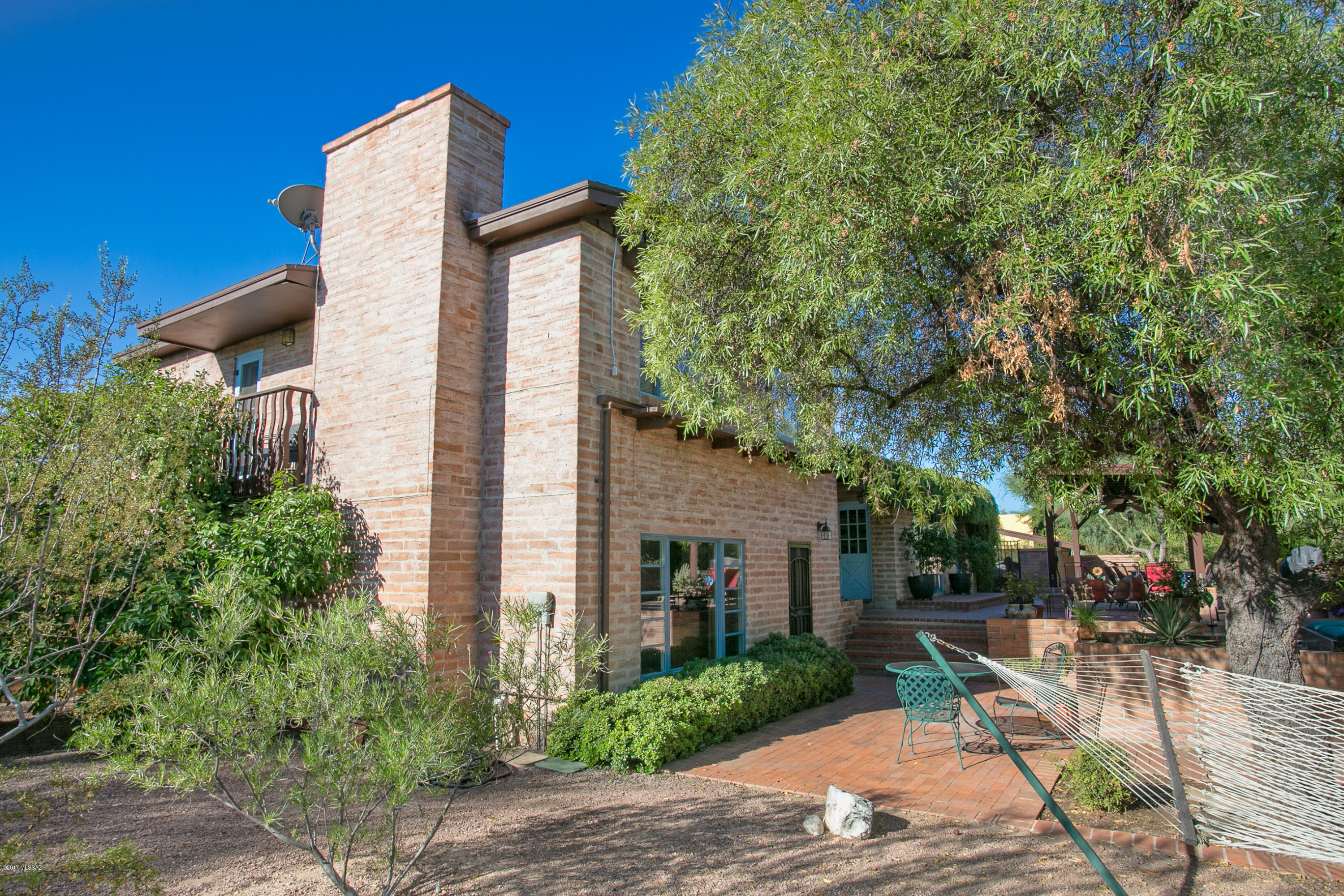 3761 E Calle de Soto