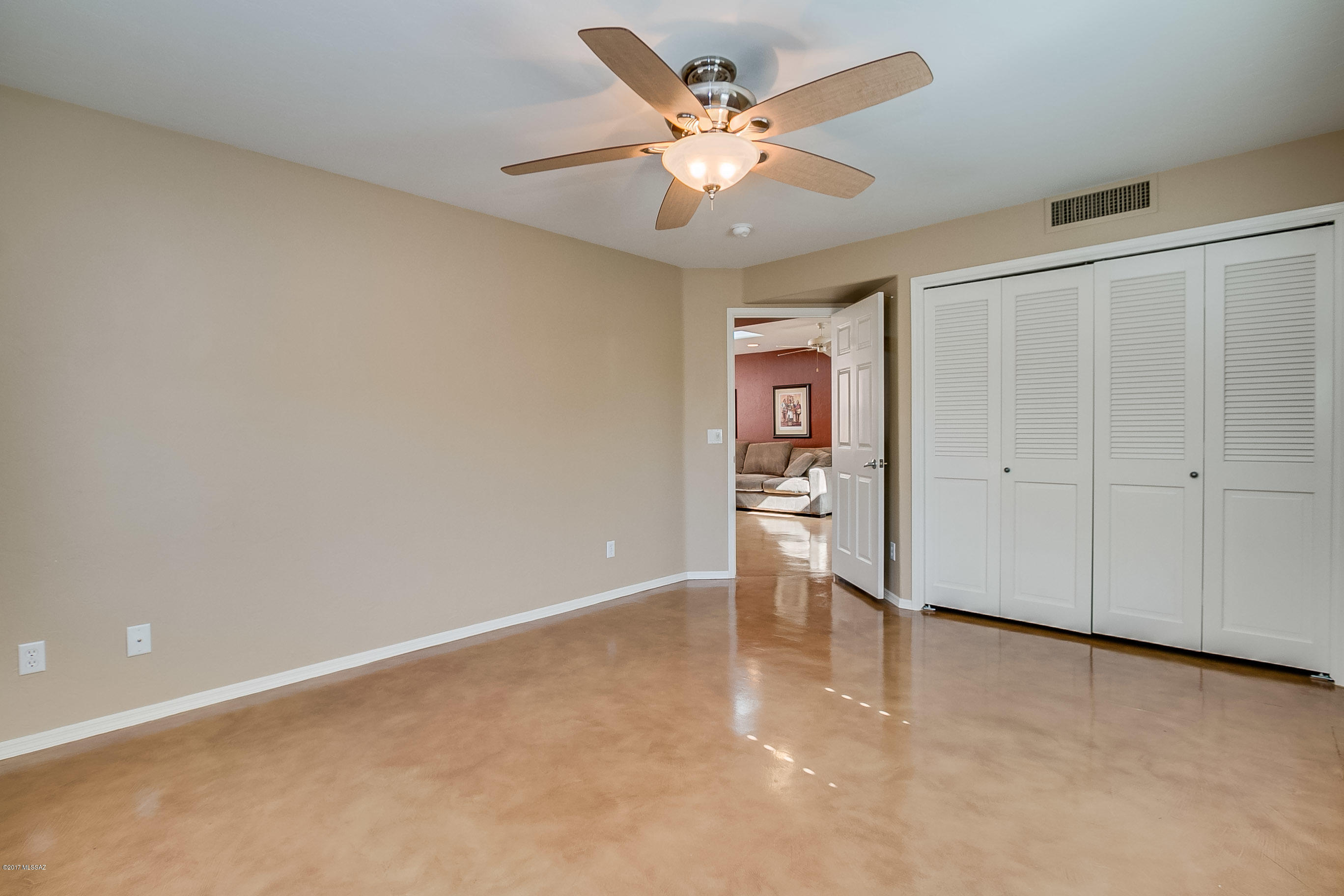 5286 N Via Velazquez