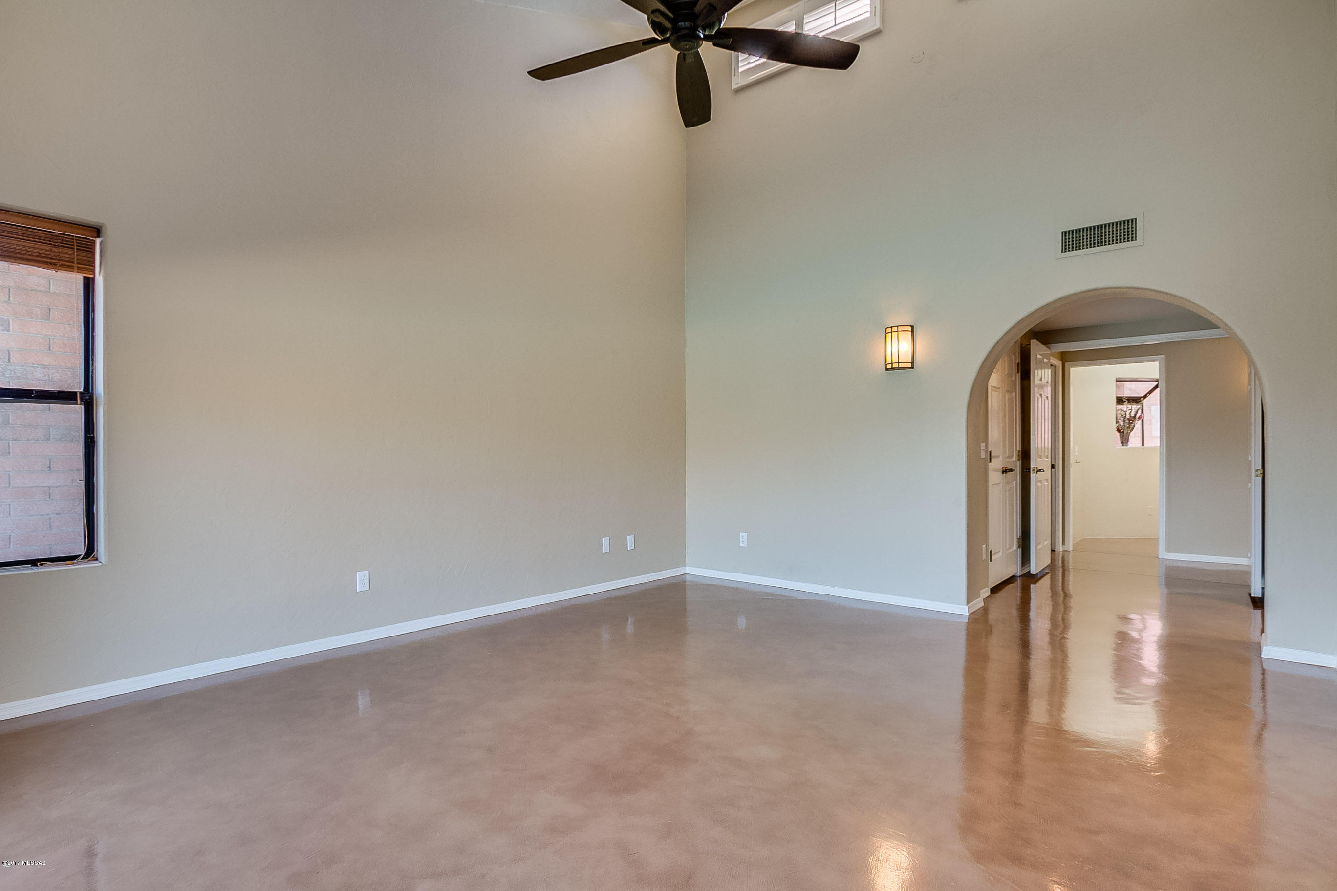 5286 N Via Velazquez