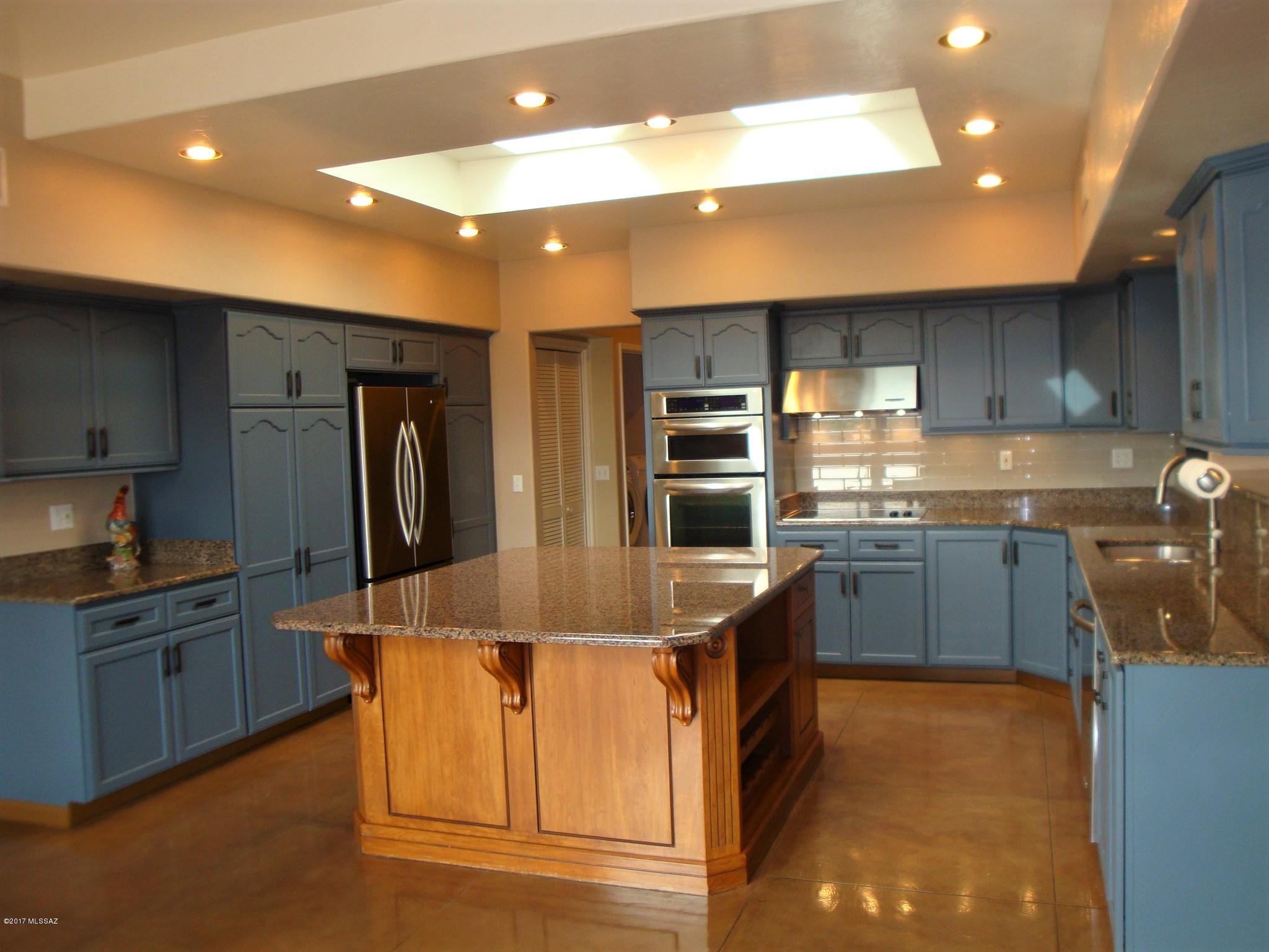 5286 N Via Velazquez