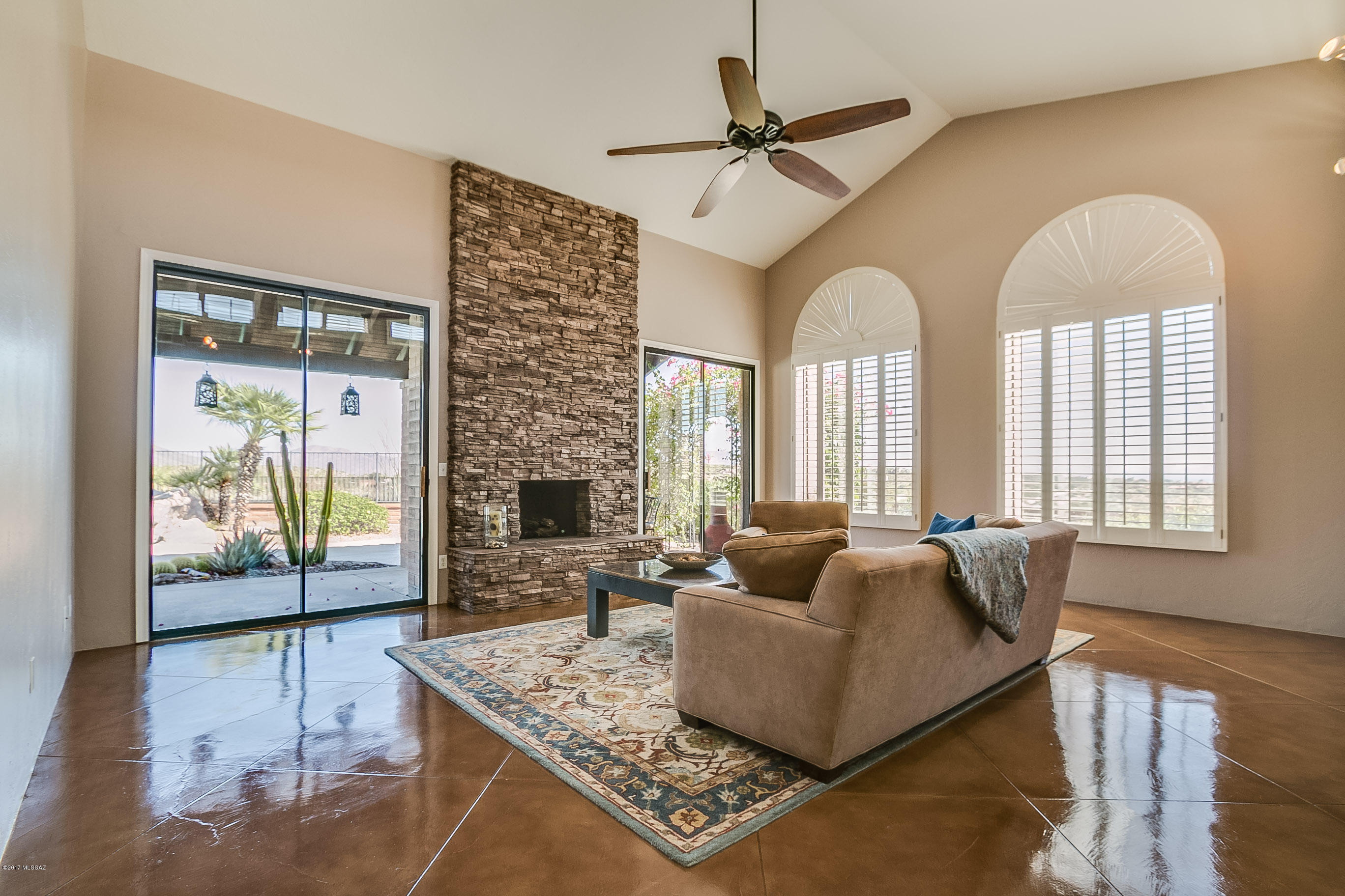 5286 N Via Velazquez