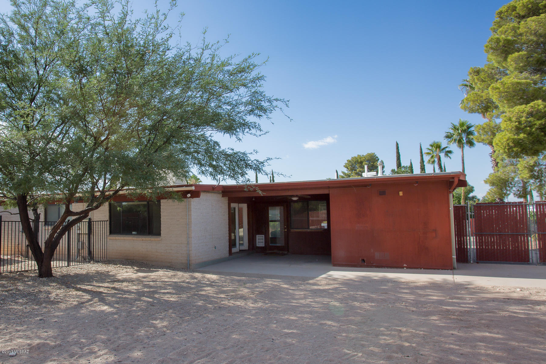 1921 S Kevin Drive