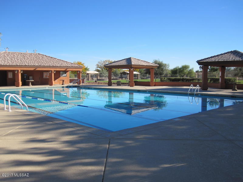 10225 N Onyx Moon Drive
