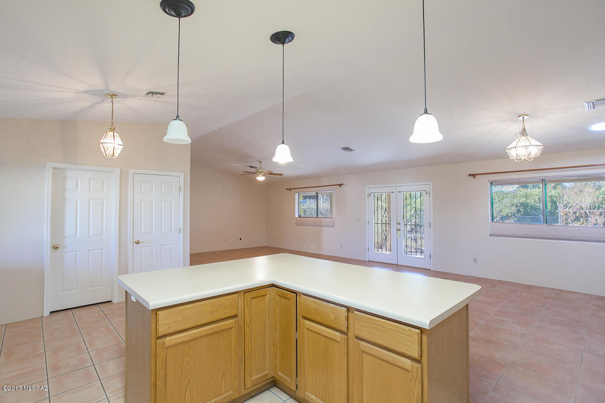 656 E Macon Drive