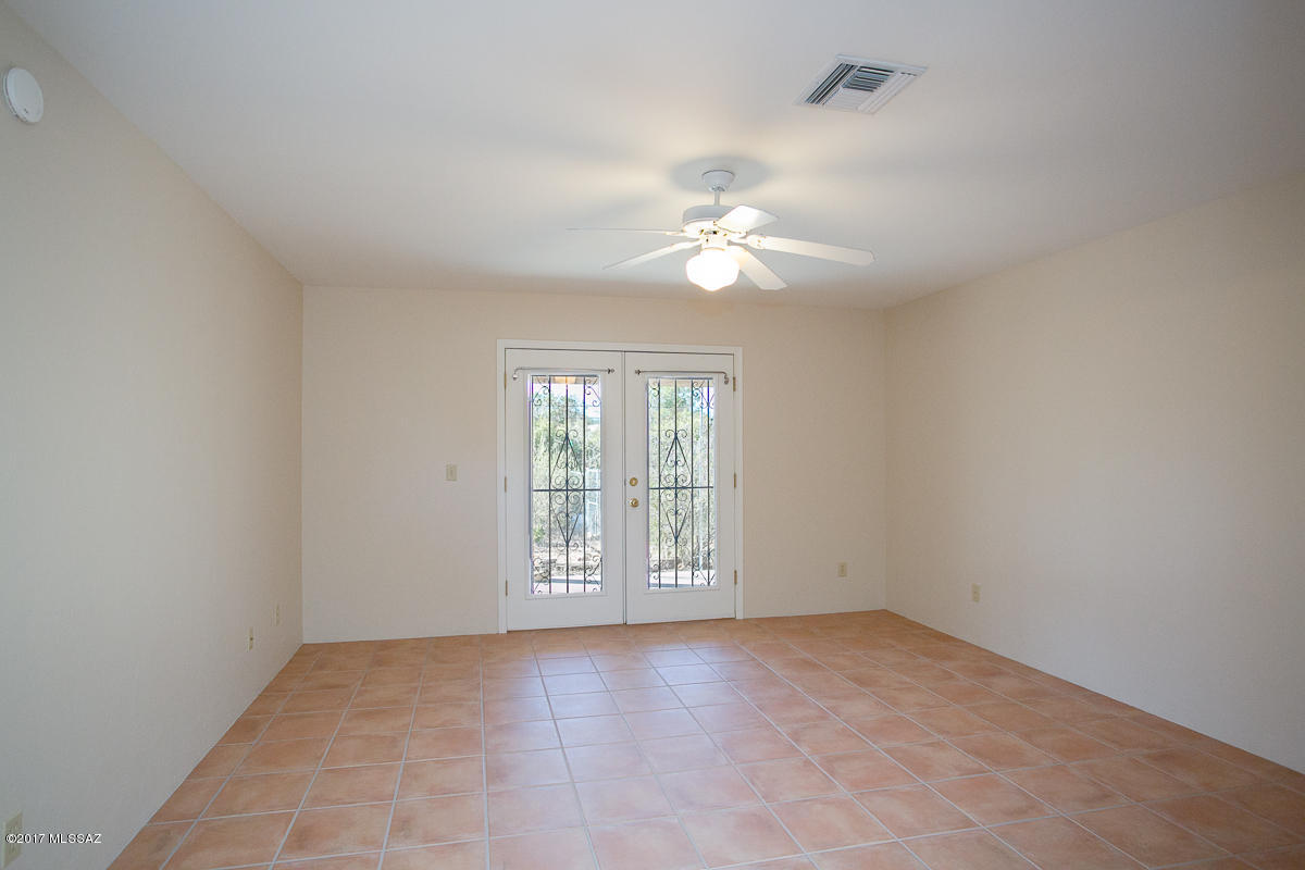 656 E Macon Drive