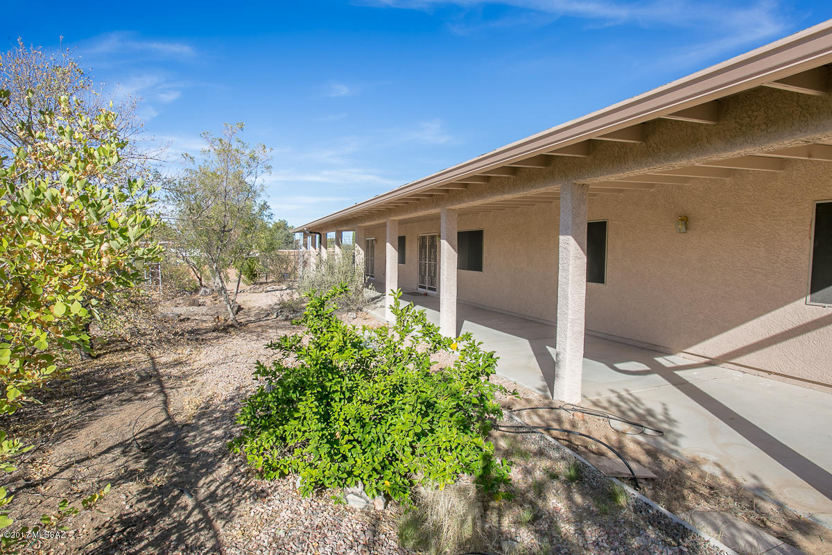 656 E Macon Drive