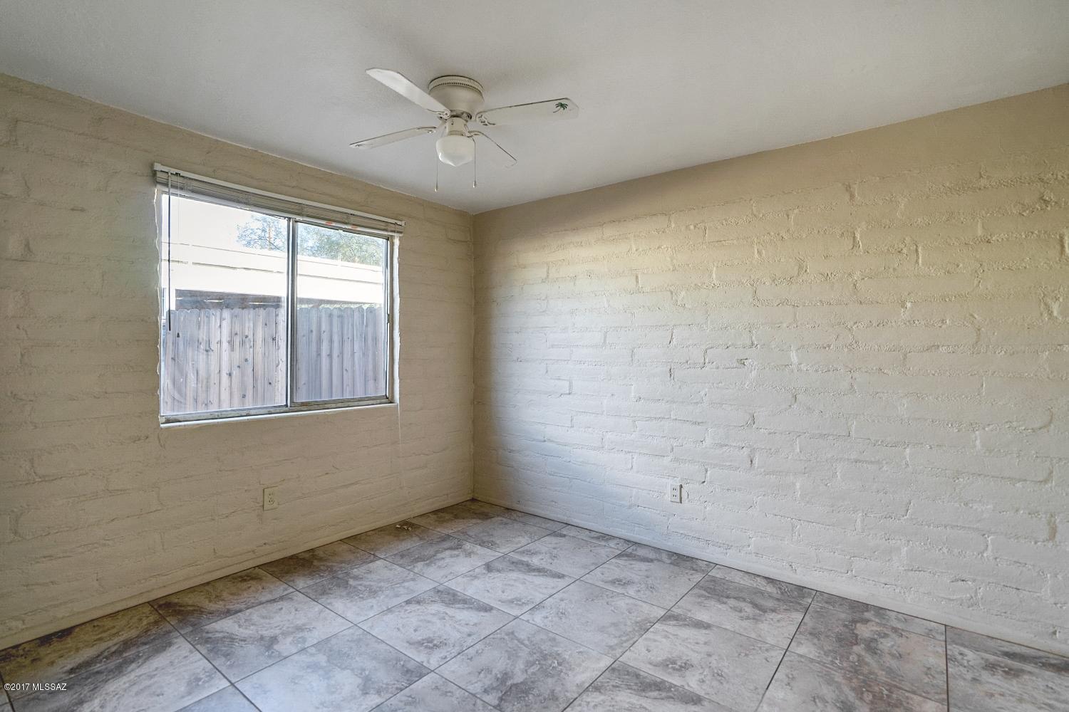 3932-3938 N Park Avenue