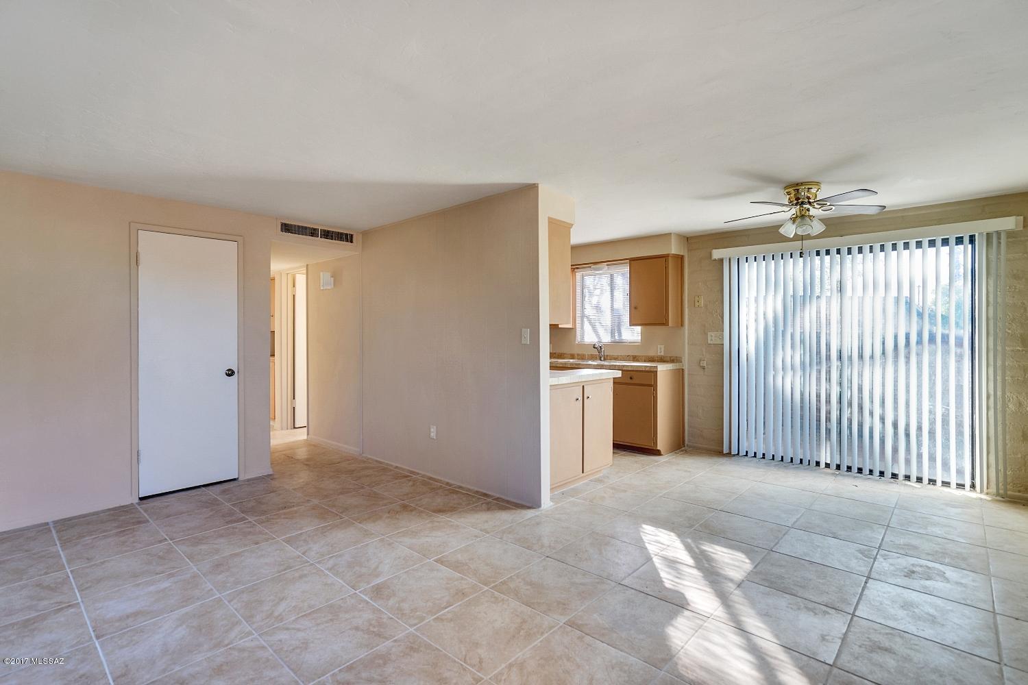 3932-3938 N Park Avenue