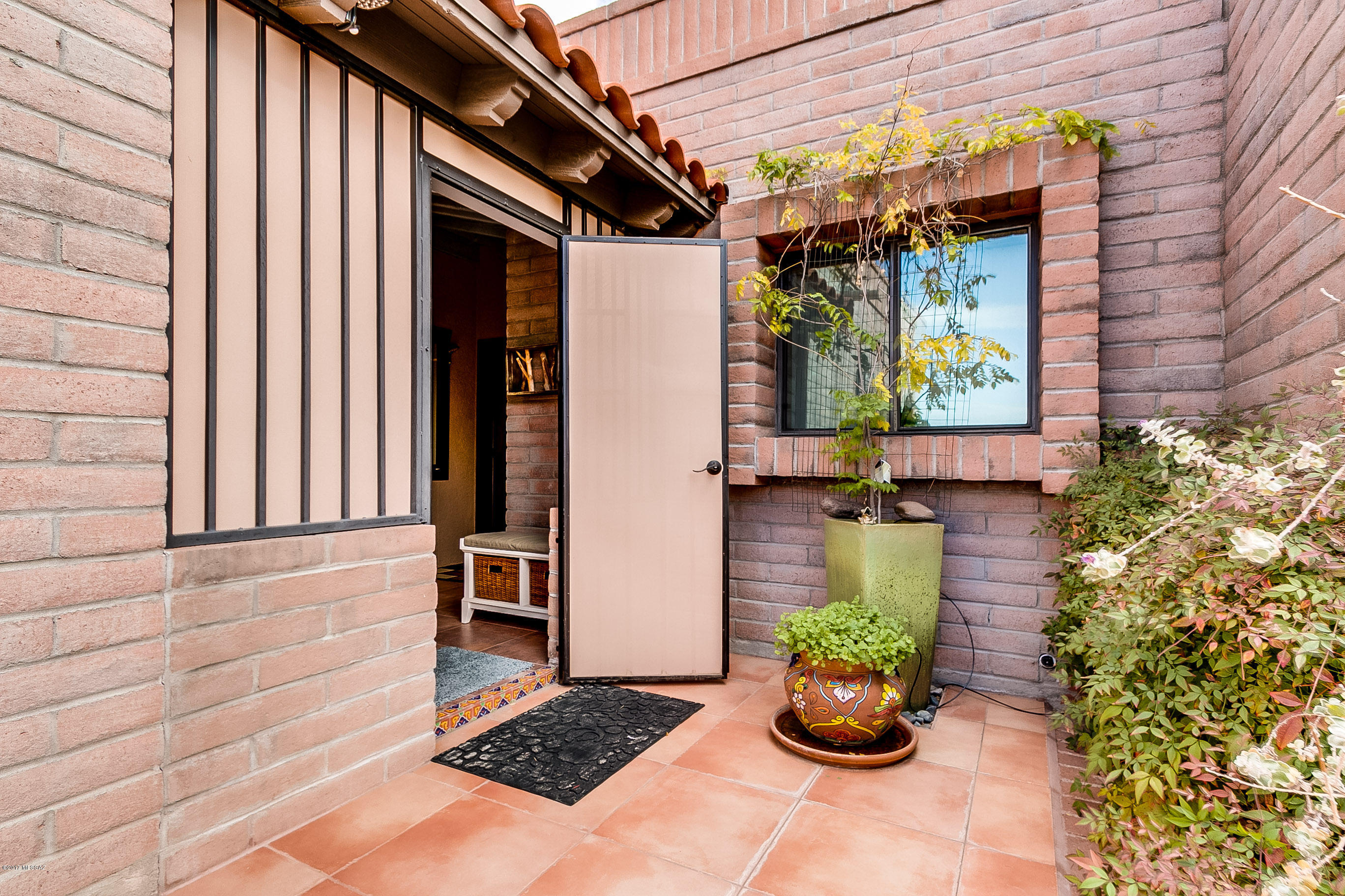 4970 N Via Velazquez