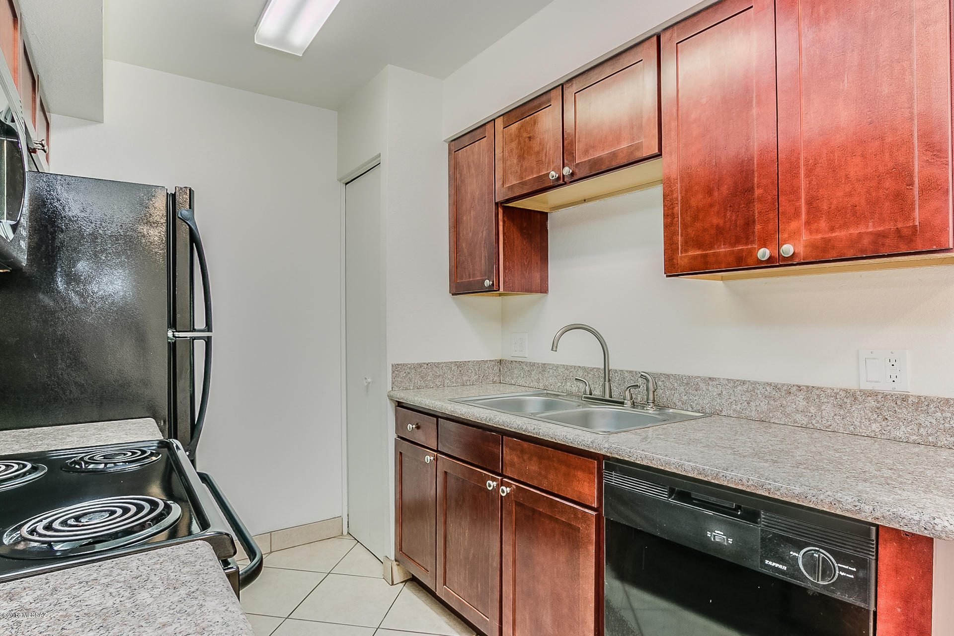 3357 N Country Club Road Unit: 35