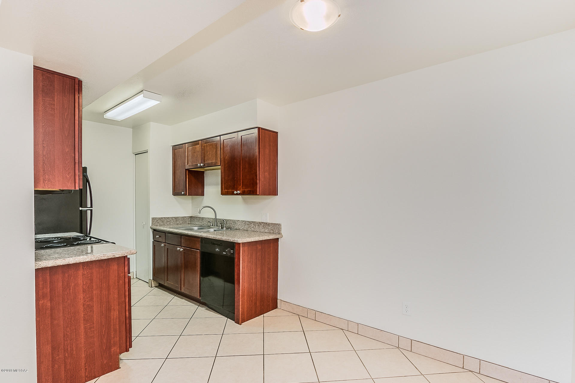 3357 N Country Club Road Unit: 35