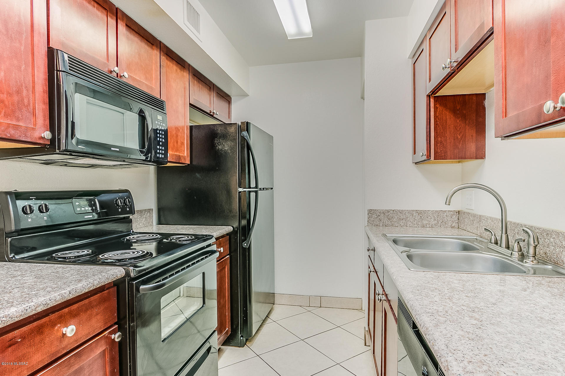 3357 N Country Club Road Unit: 35