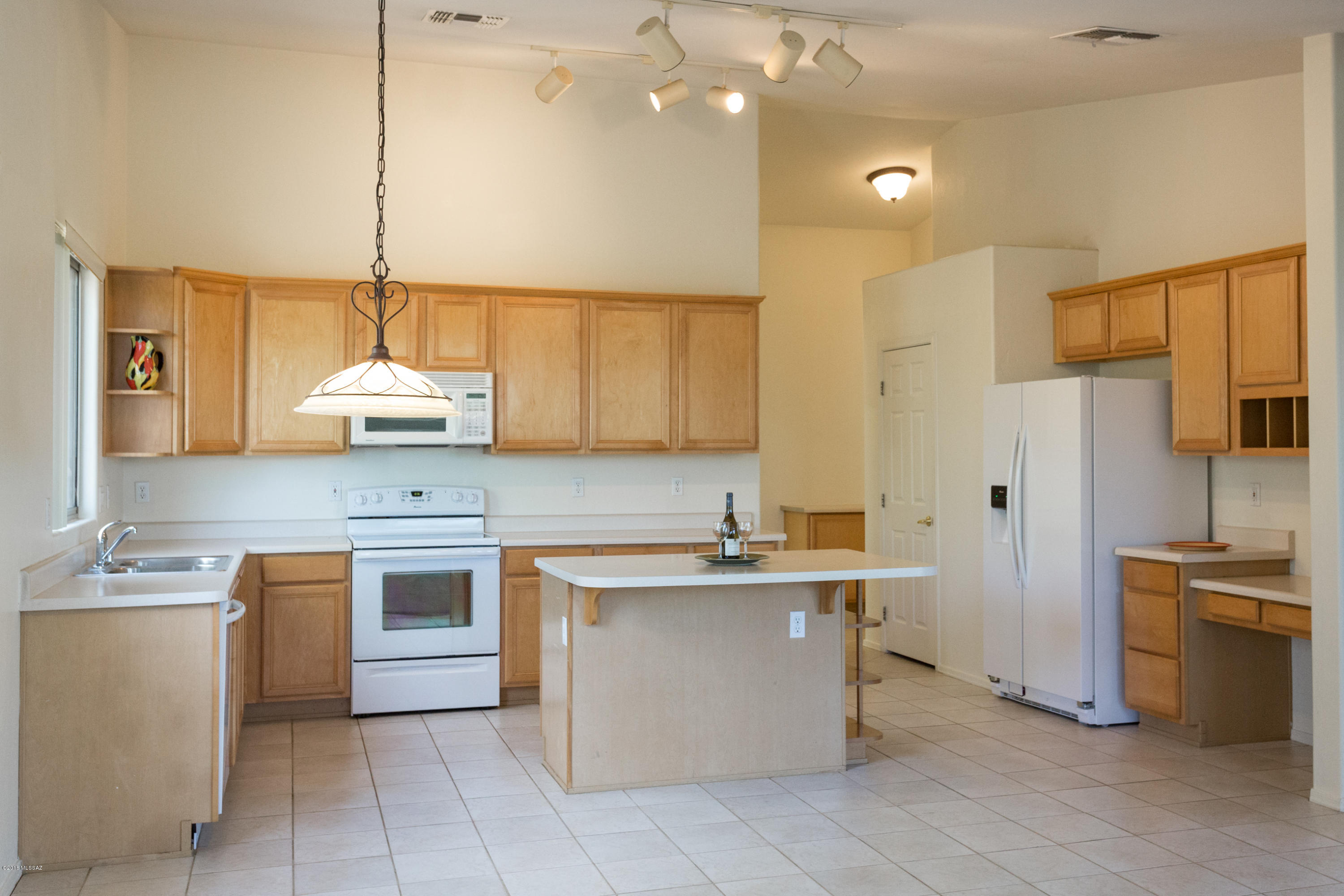 11261 N Twin Spur Court