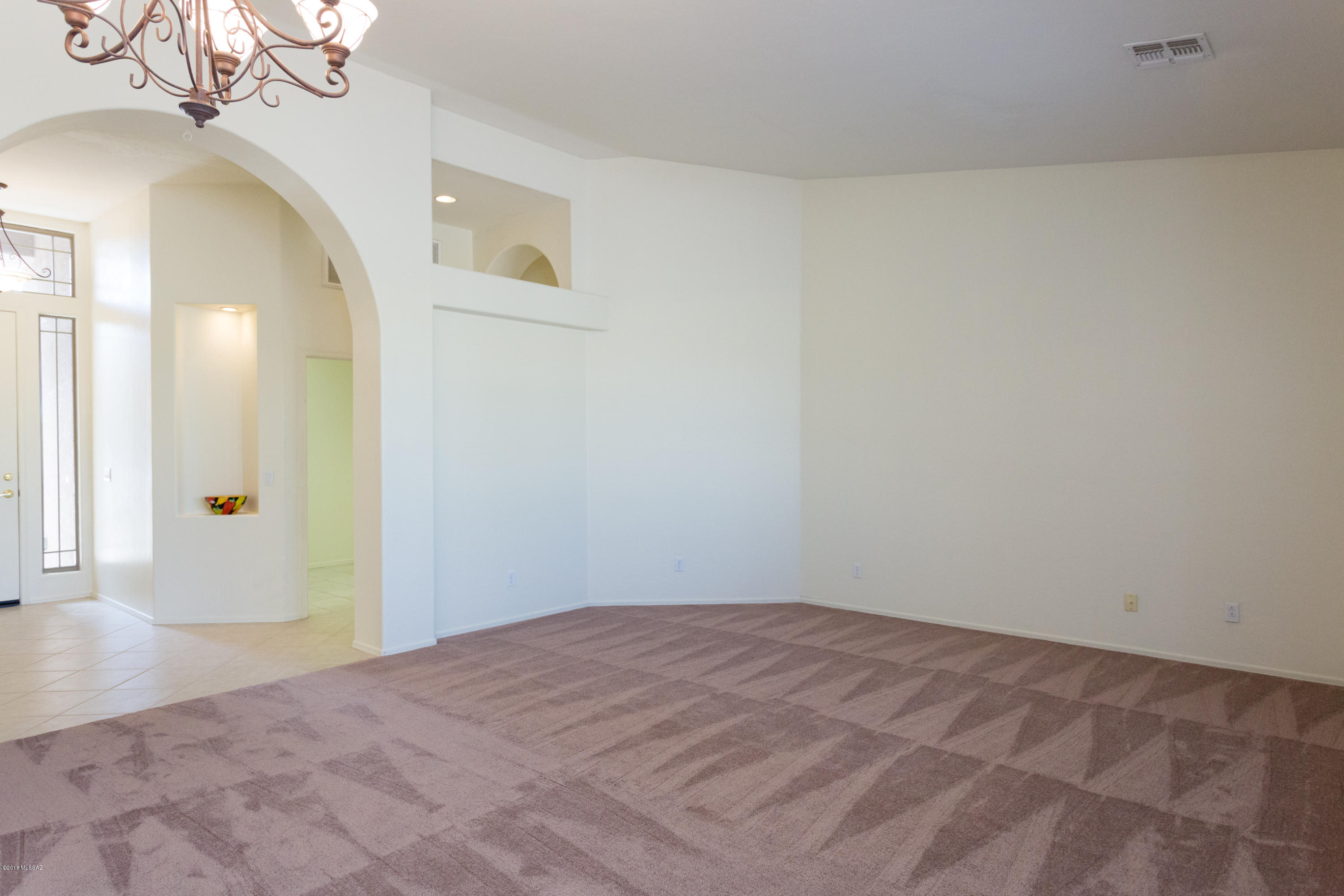 11261 N Twin Spur Court
