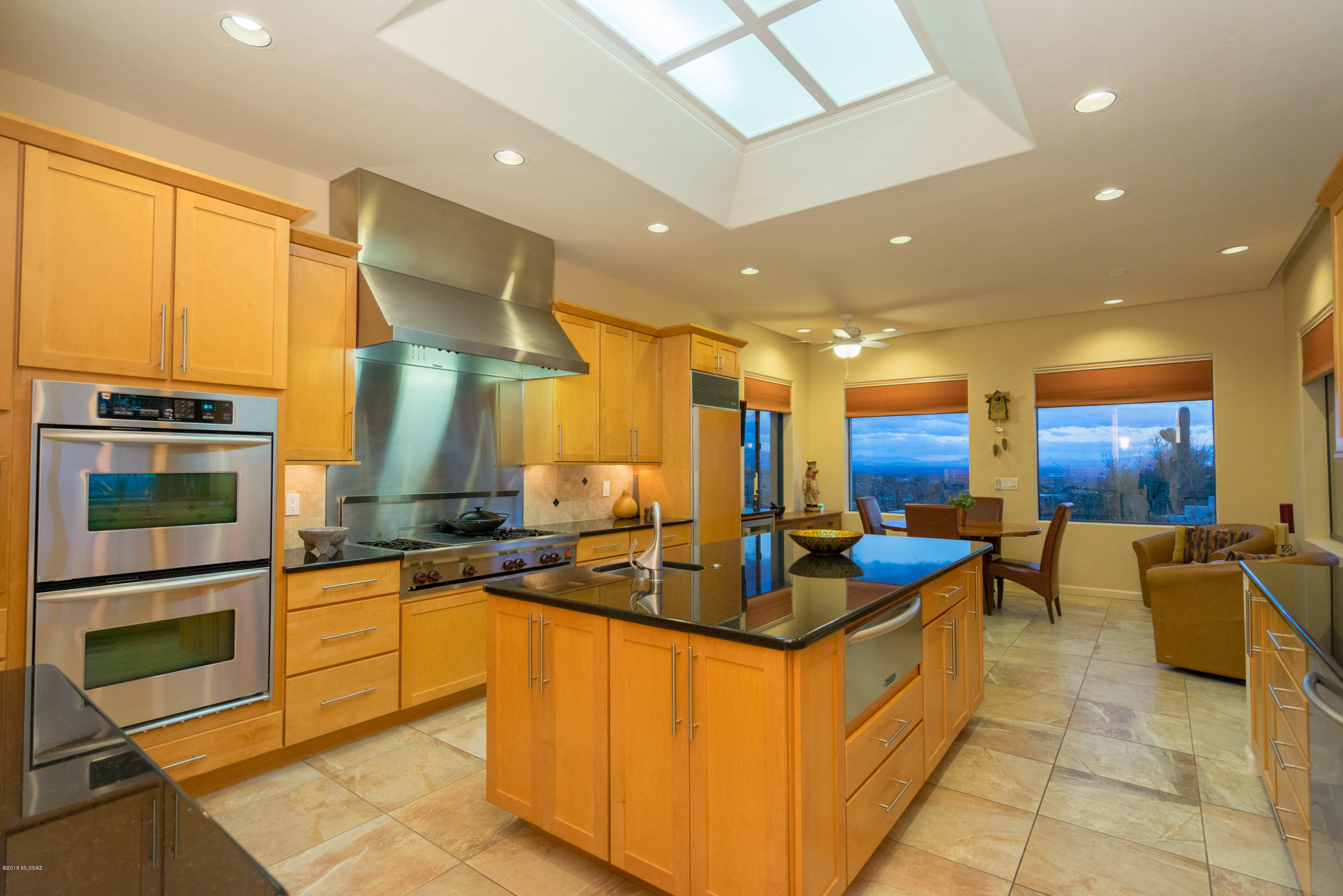 5580 E Paseo Cimarron