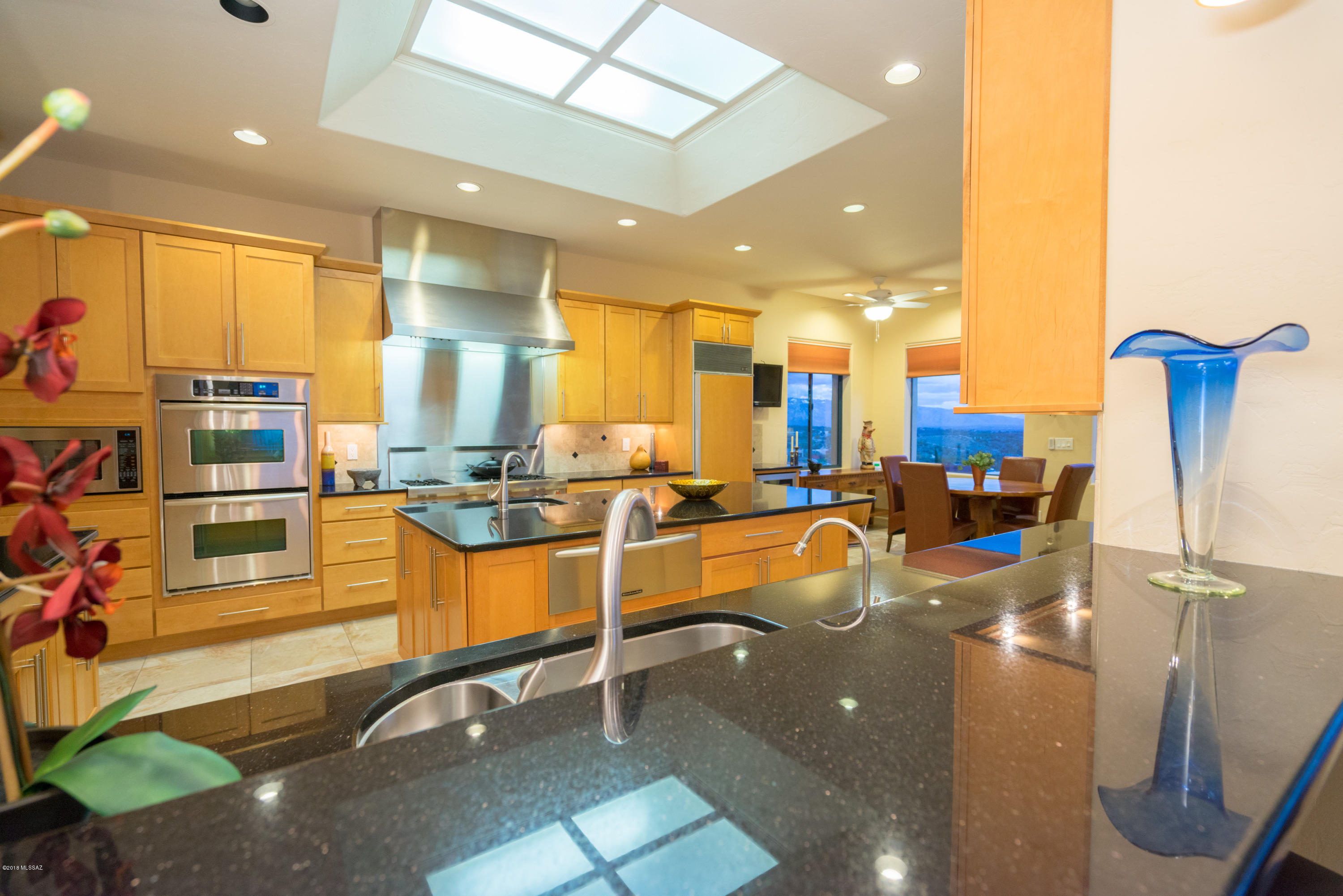 5580 E Paseo Cimarron